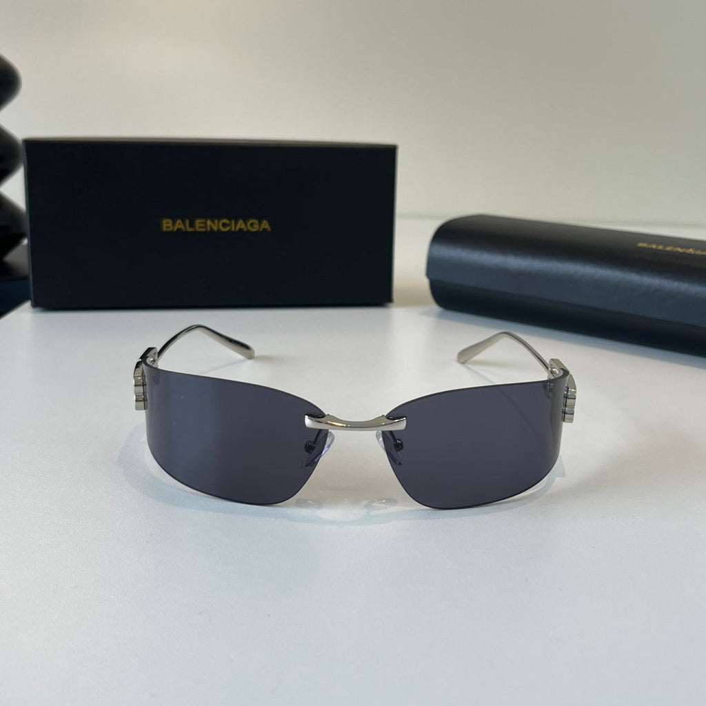 Balenciaga Rectangular Silver Lens Sunglasses for Men & Women - 487540 - detail image 2
