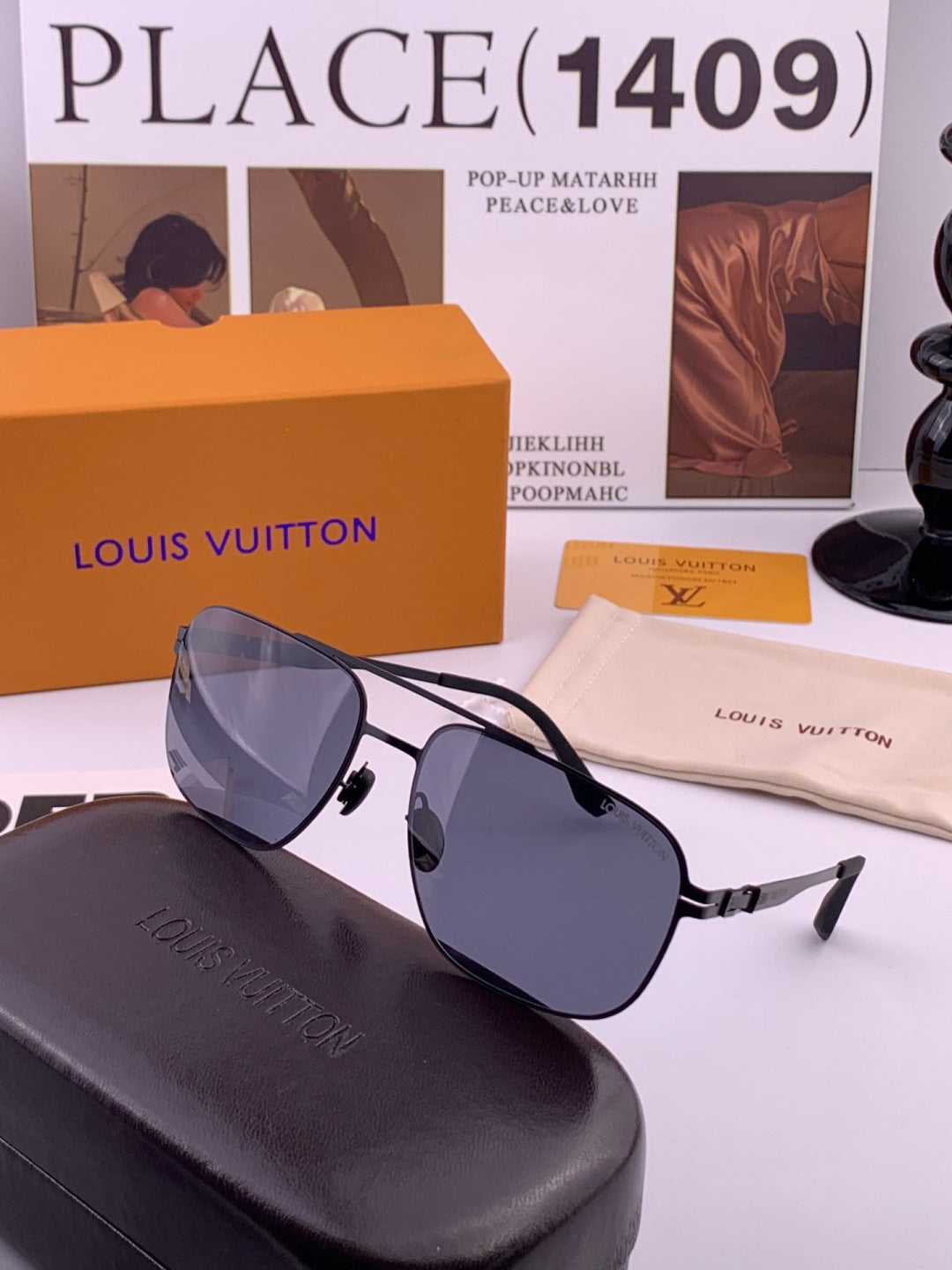 Louis Vuitton L5760 Fashion Gray Lens Sunglasses for Men & Women - 464744 - detail image 6