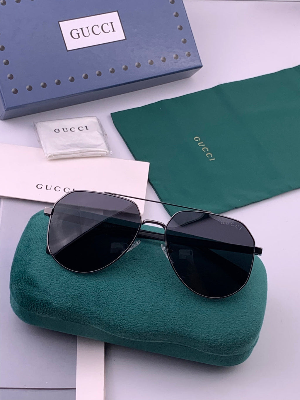 Gucci G5381 Polarized Aviator Gold Lens Sunglasses for Men & Women - detail image 7