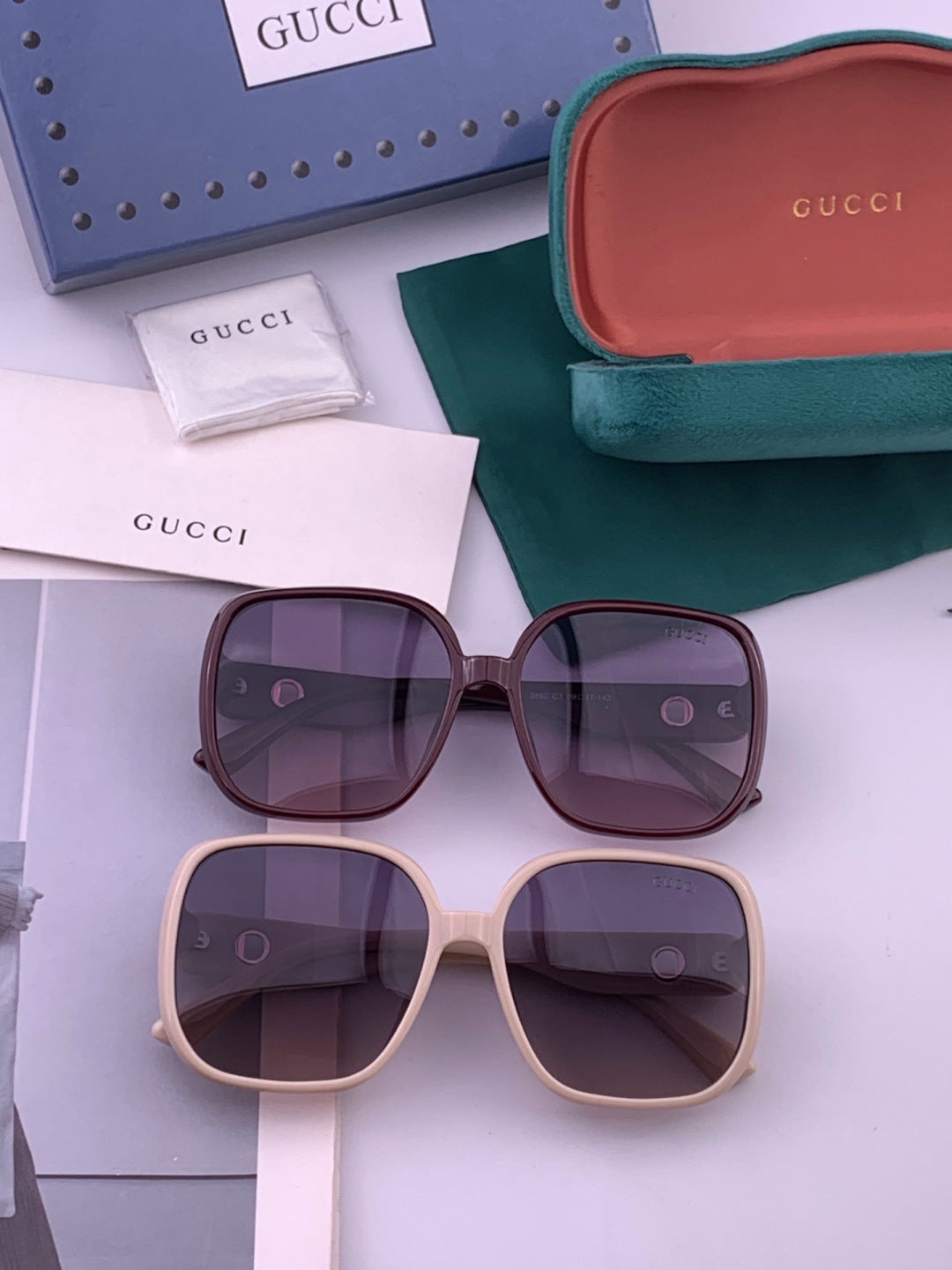 Gucci G0388 Round Red Lens Sunglasses for Men & Women - 493324 - detail image 7