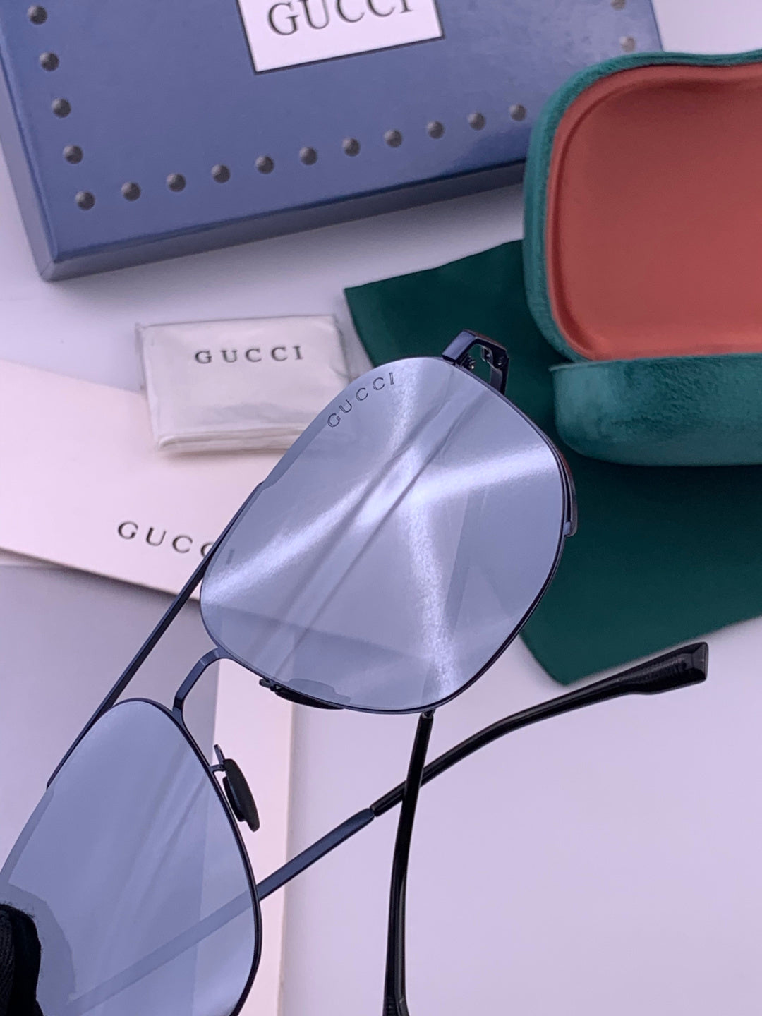 Gucci G0227 Polarized Aviator Brown Lens Sunglasses for Men - detail image 3