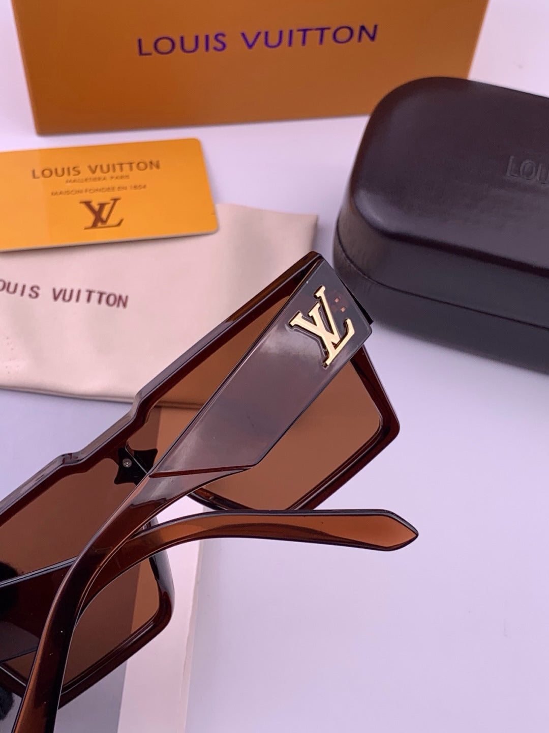 Louis Vuitton L7600 Square Black Lens Sunglasses for Women - 486173 - detail image 5