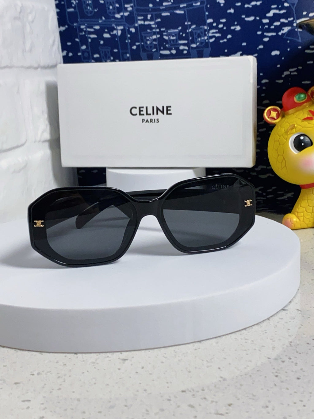 Celine Fashion Gray Lens Sunglasses for Women - 372031 - detail image 2