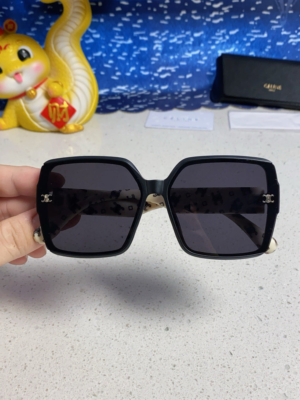 Celine Fashion Gray Lens Sunglasses for Men & Women - 465506 - detail image 4