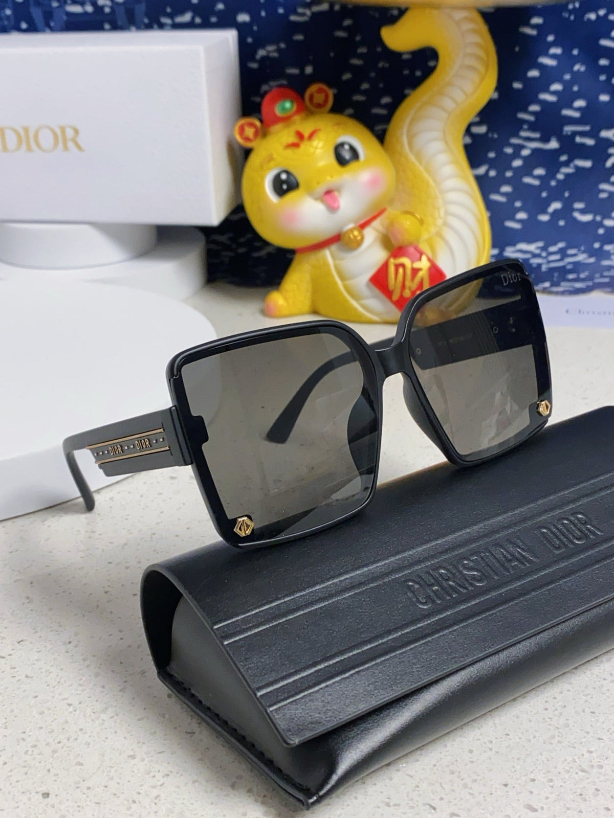 Dior Polarized Fashion Black Lens Sunglasses for Women - 997975 - detail image 10
