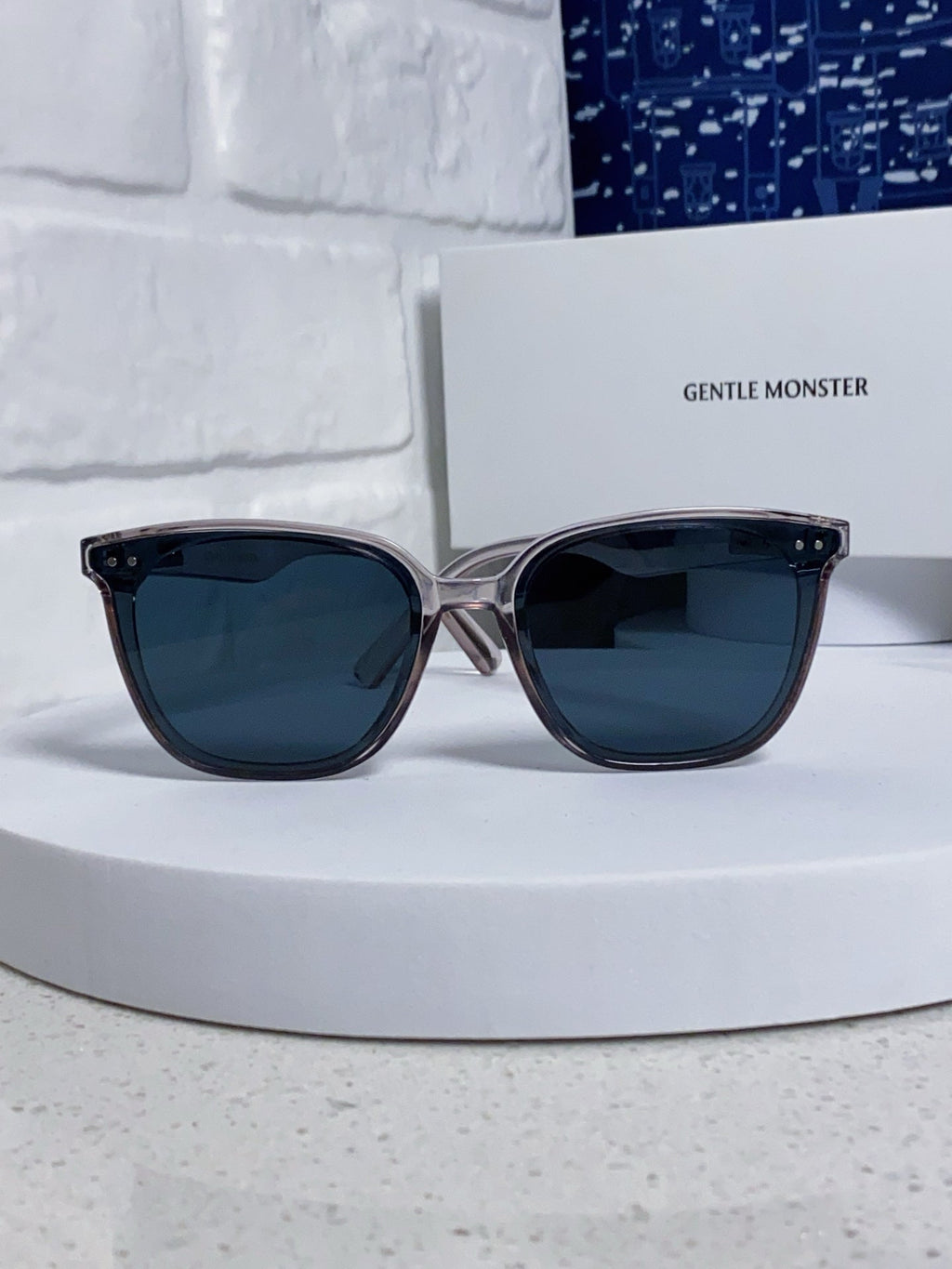 Gentle Monster HEIZER Square Blue Lens Sunglasses for Men & Women - 432932 - detail image 2