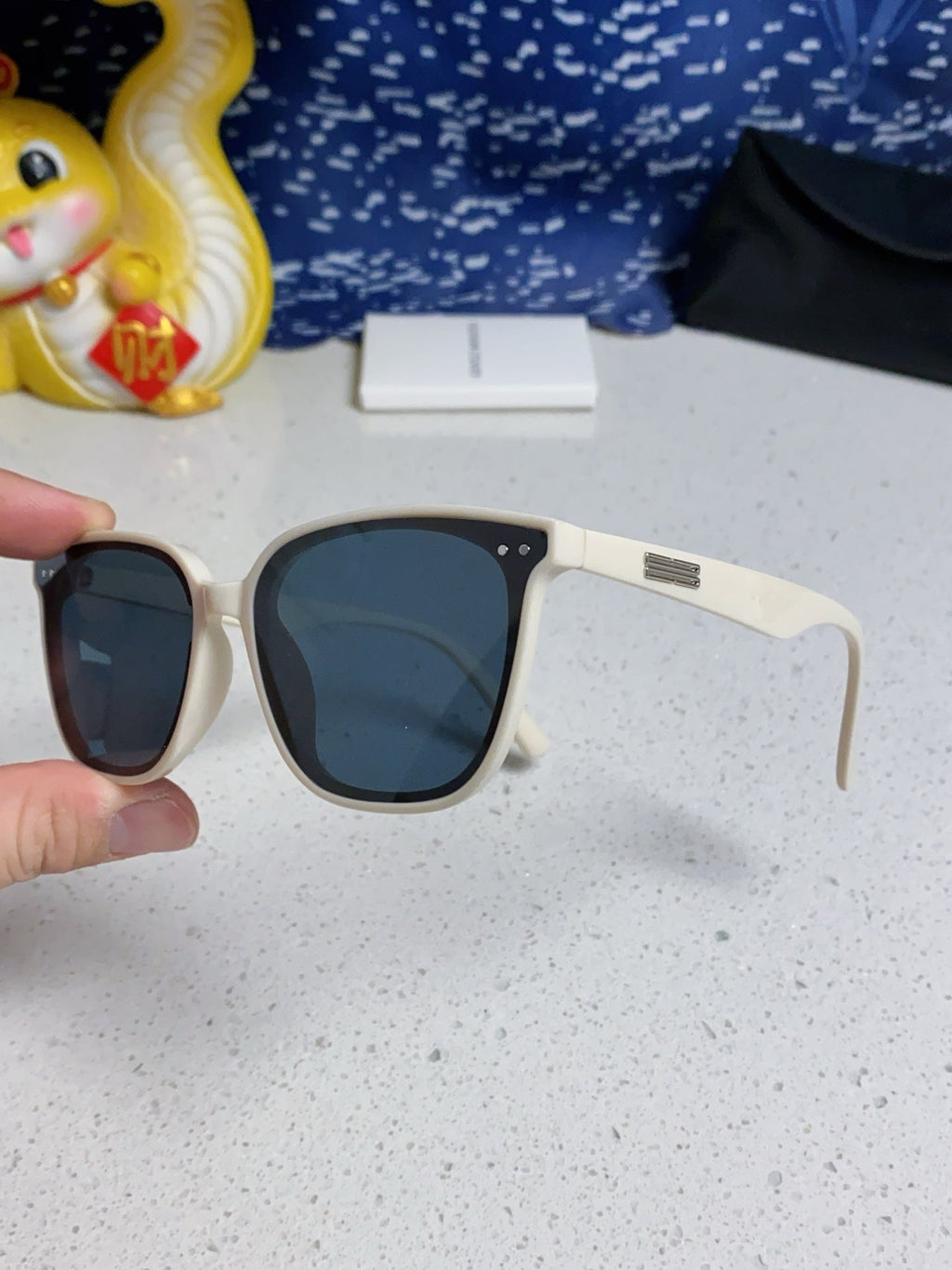 Gentle Monster HEIZER Square Blue Lens Sunglasses for Men & Women - 432934 - detail image 6