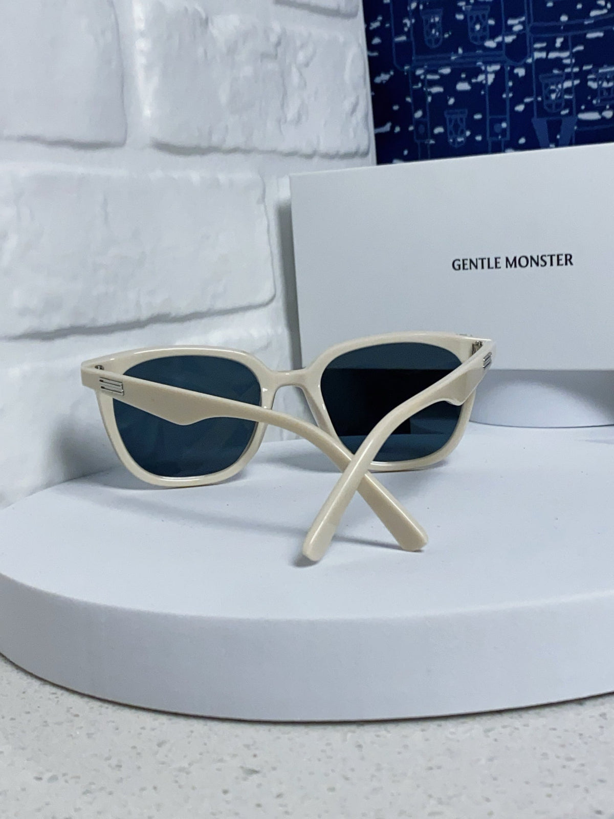 Gentle Monster HEIZER Square Blue Lens Sunglasses for Men & Women - detail image 3