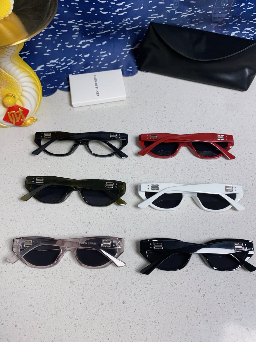 Gentle Monster ROCOCO Cat-Eye Gray Lens Sunglasses for Men & Women - 432930 - detail image 11