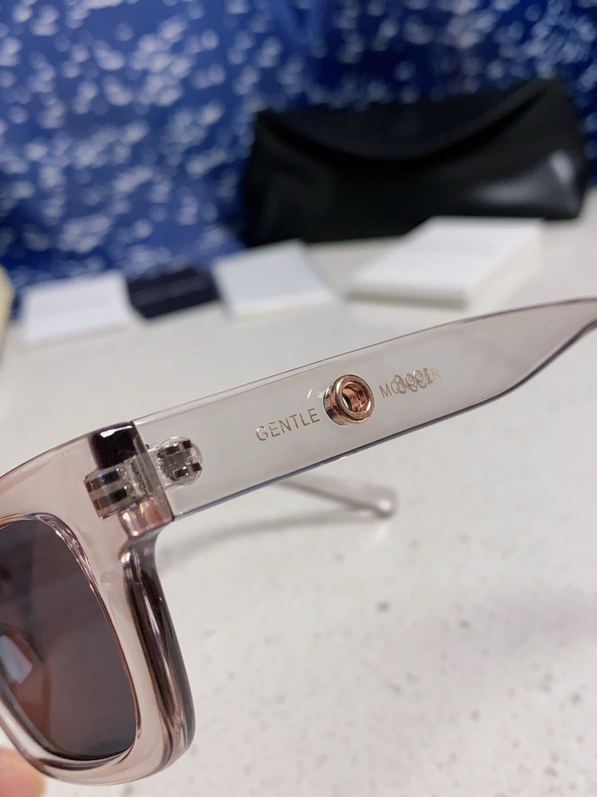 Gentle Monster JENNIE1996 Cat-Eye Silver Lens Sunglasses for Women - detail image 7
