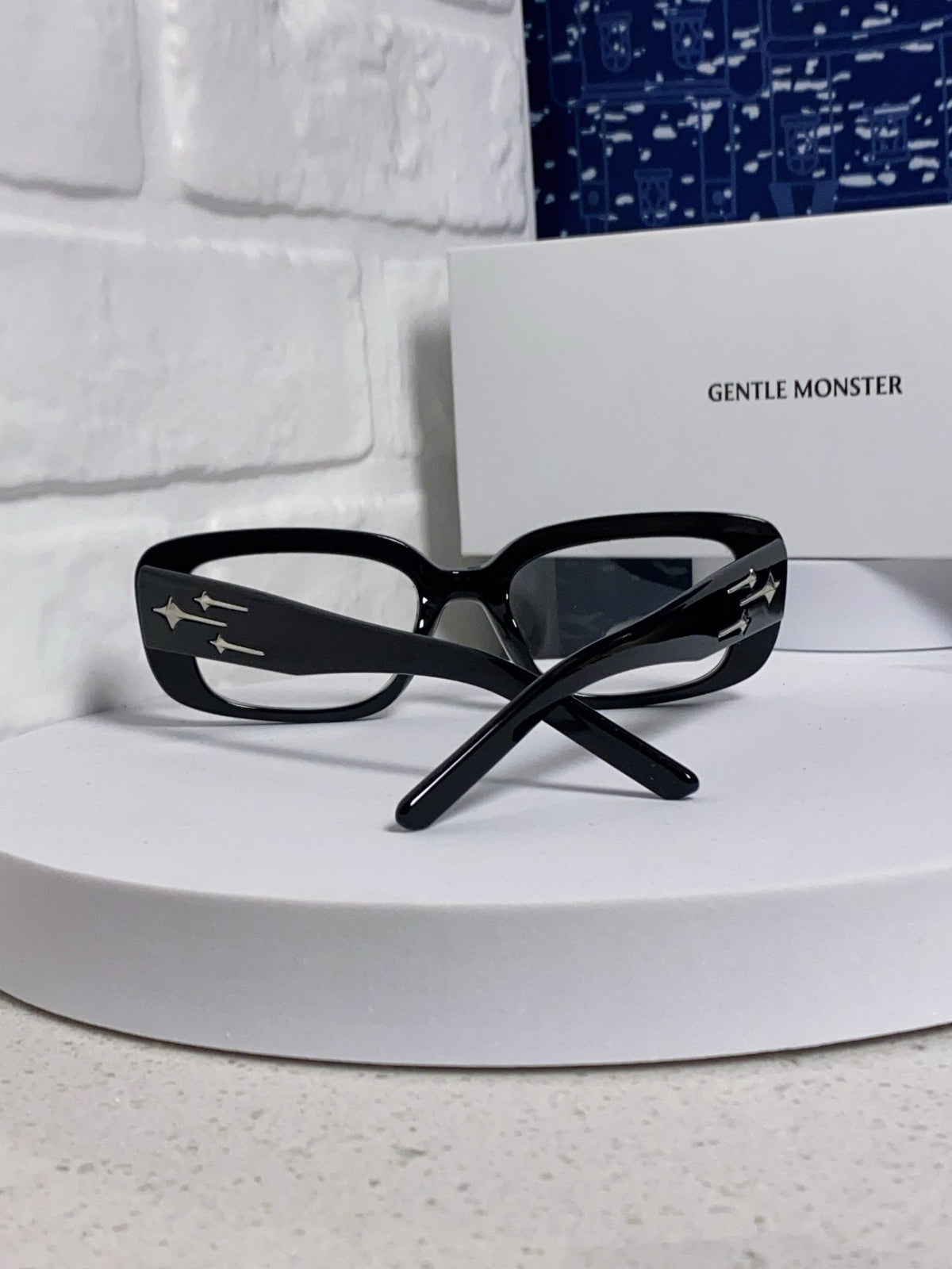 Gentle Monster ANTENA Square Silver Lens Sunglasses for Men & Women - detail image 3
