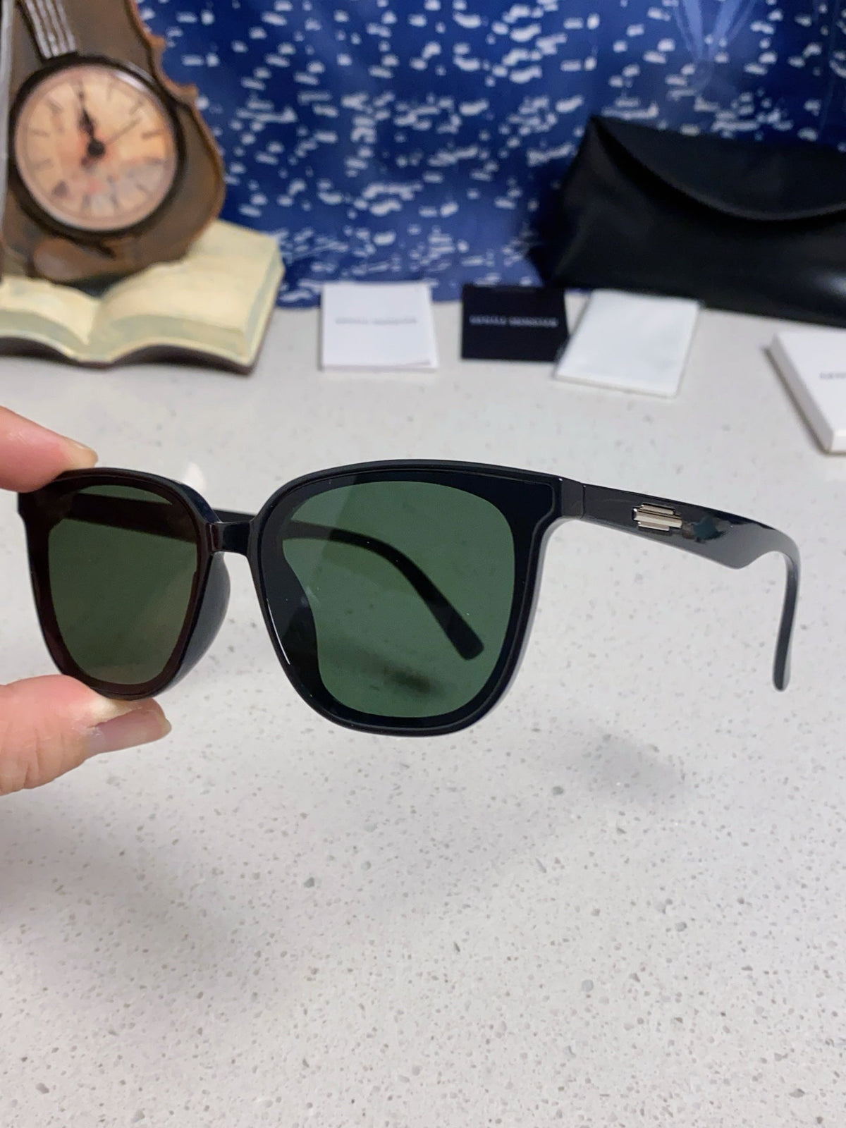 Gentle Monster LILIT Fashion Black Lens Sunglasses for Men & Women - detail image 6
