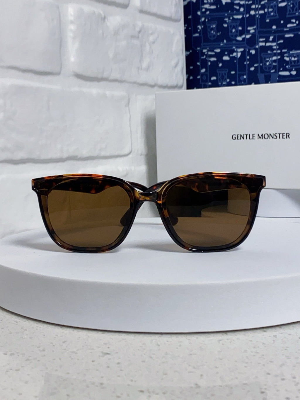 Gentle Monster LILIT Fashion Brown Lens Sunglasses for Men & Women - detail image 2