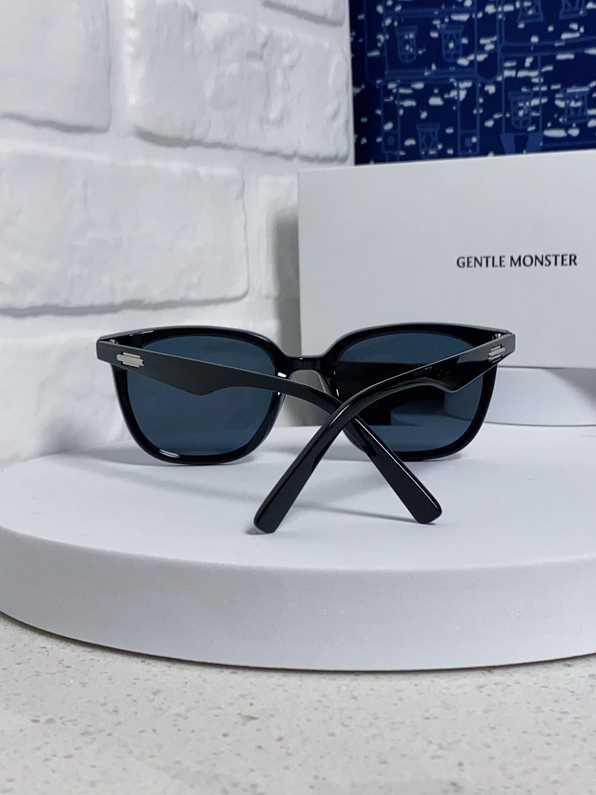 Gentle Monster LILIT Fashion Blue Lens Sunglasses for Men & Women - detail image 3
