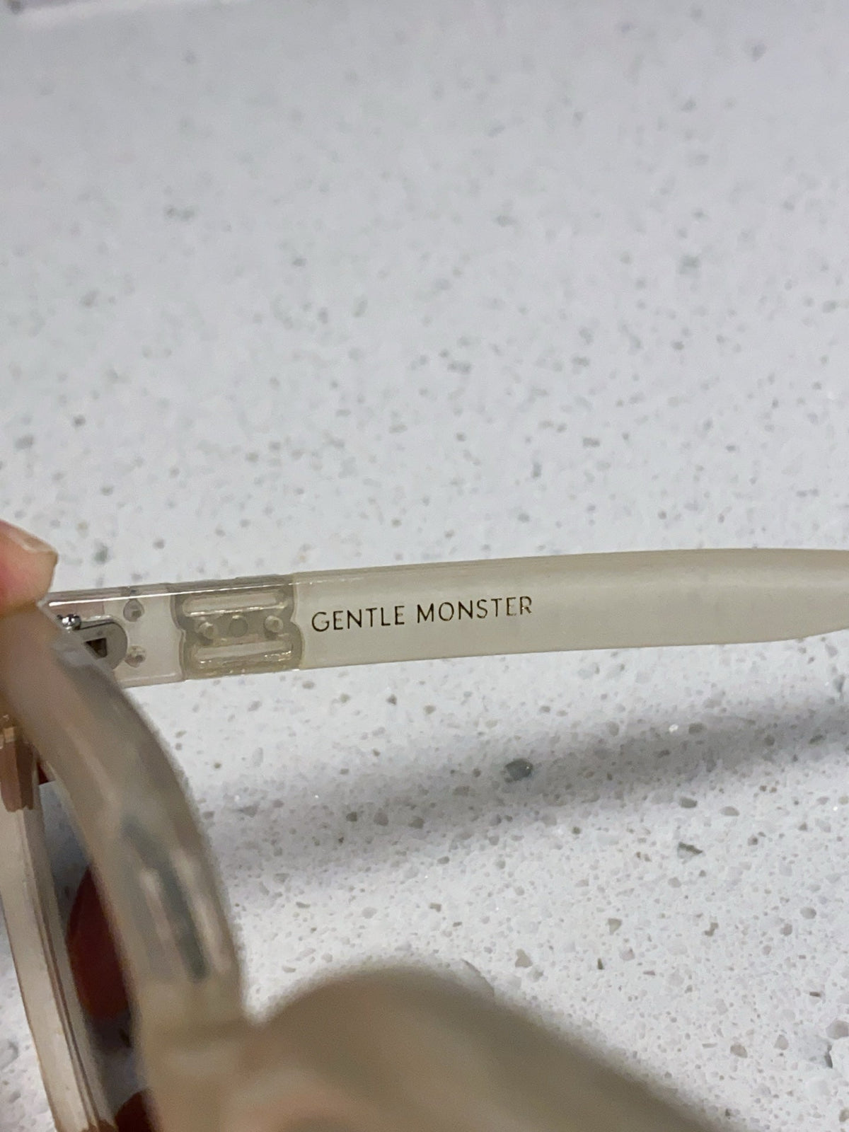 Gentle Monster MUSEE Fashion Gray Lens Sunglasses for Men & Women - detail image 8