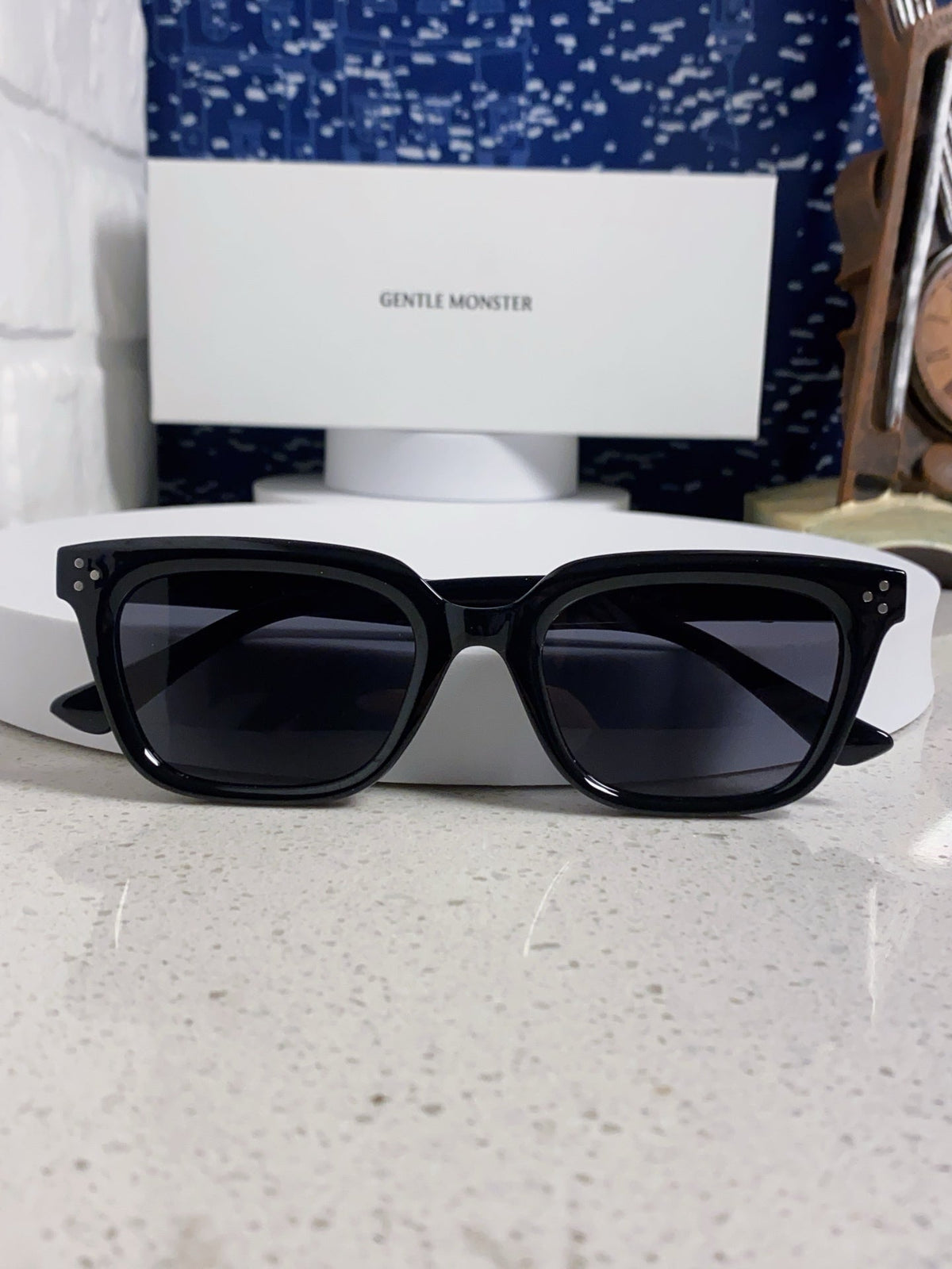 Gentle Monster MUSEE Fashion Black Lens Sunglasses for Men & Women - detail image 10