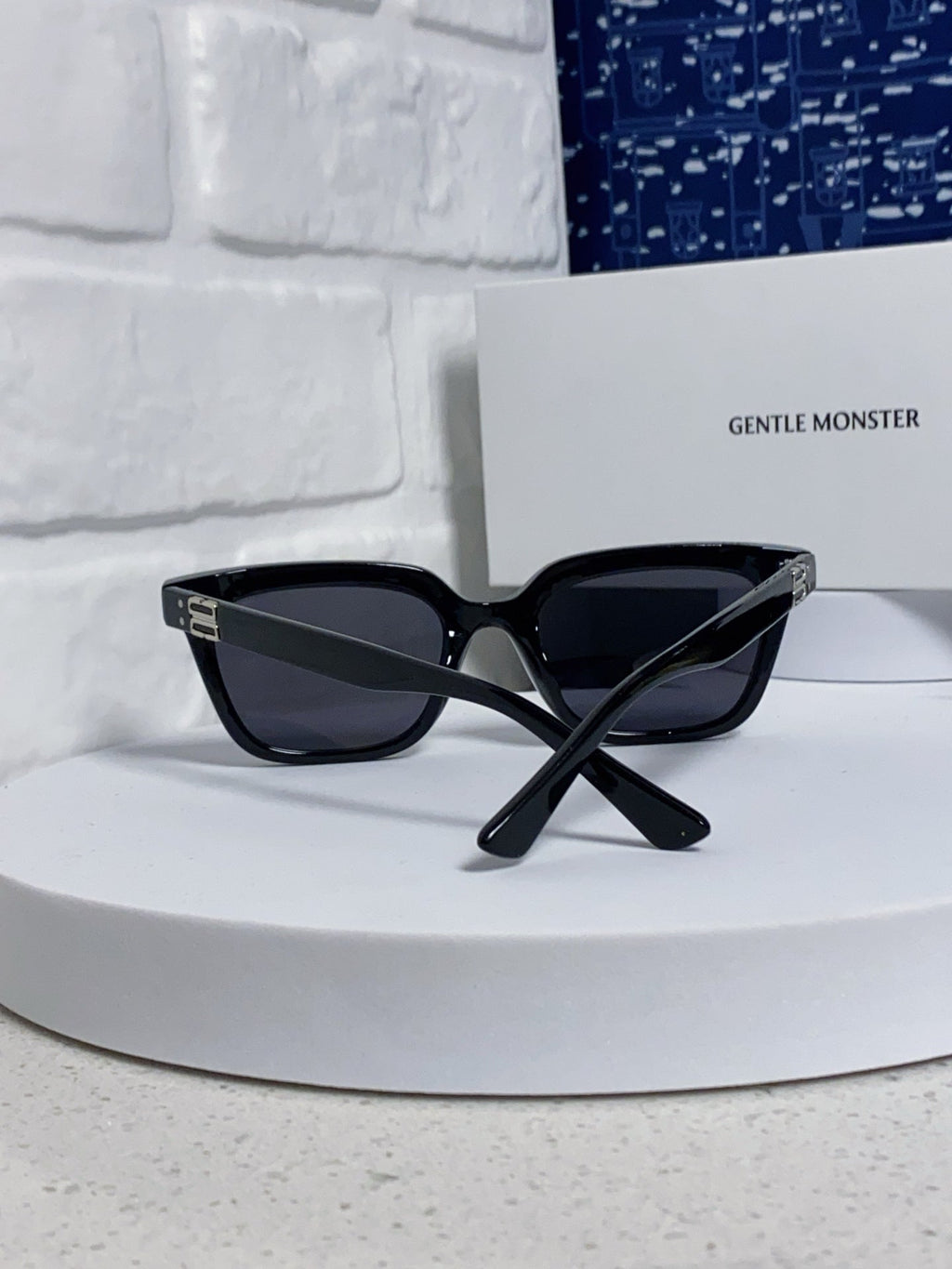 Gentle Monster MUSEE Fashion Black Lens Sunglasses for Men & Women - detail image 4
