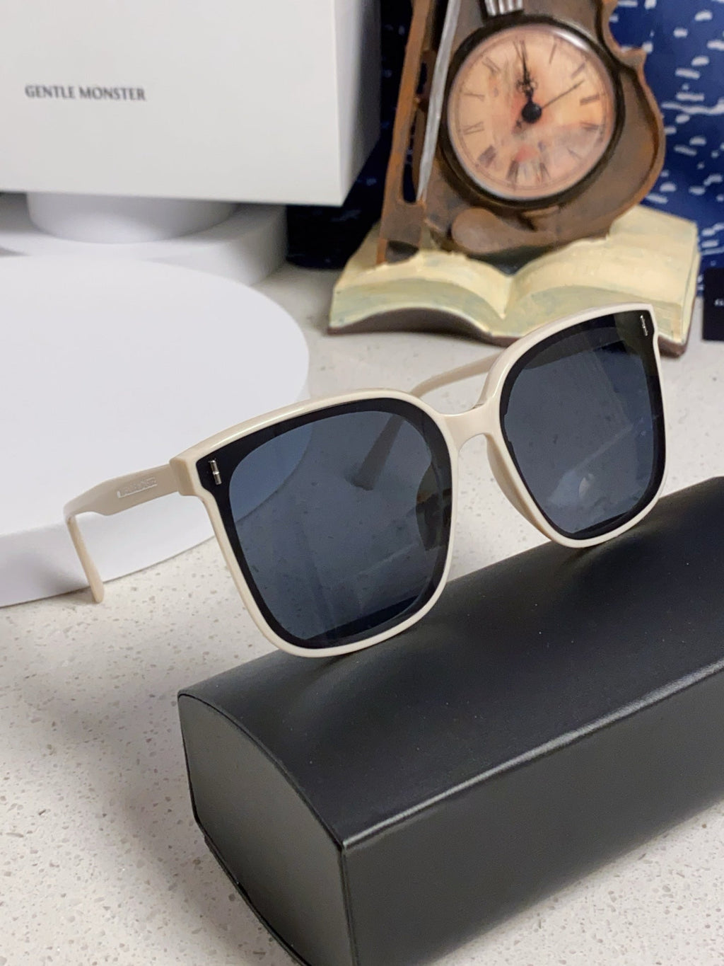 Gentle Monster FIRDA Oversized Brown Lens Sunglasses for Women - 416481 - detail image 10