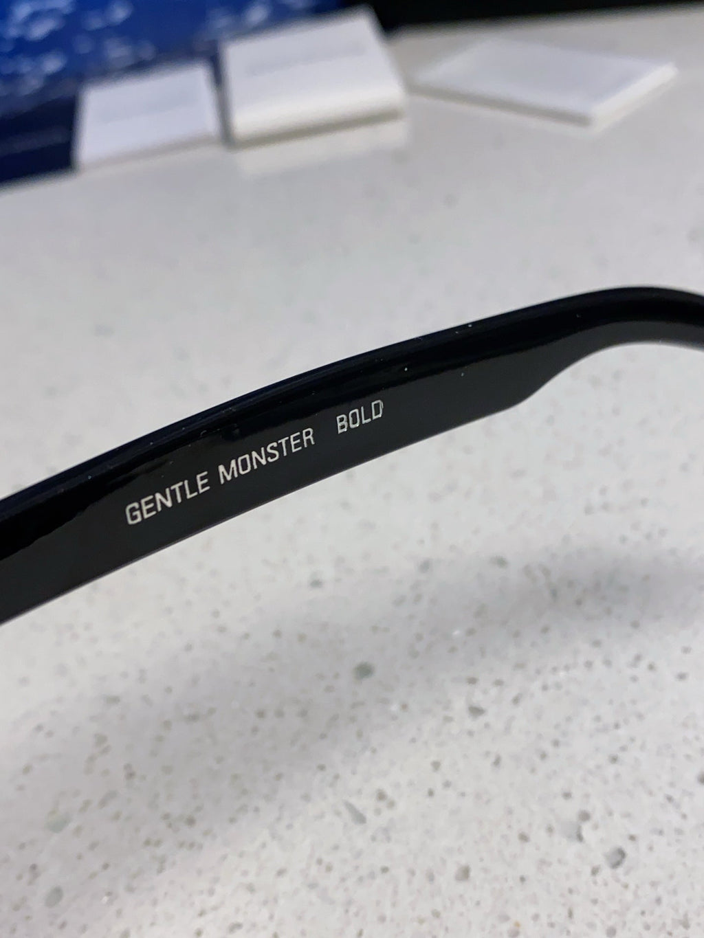 Gentle Monster SIUND Cat-Eye Silver Lens Sunglasses for Men & Women - 449996 - detail image 8