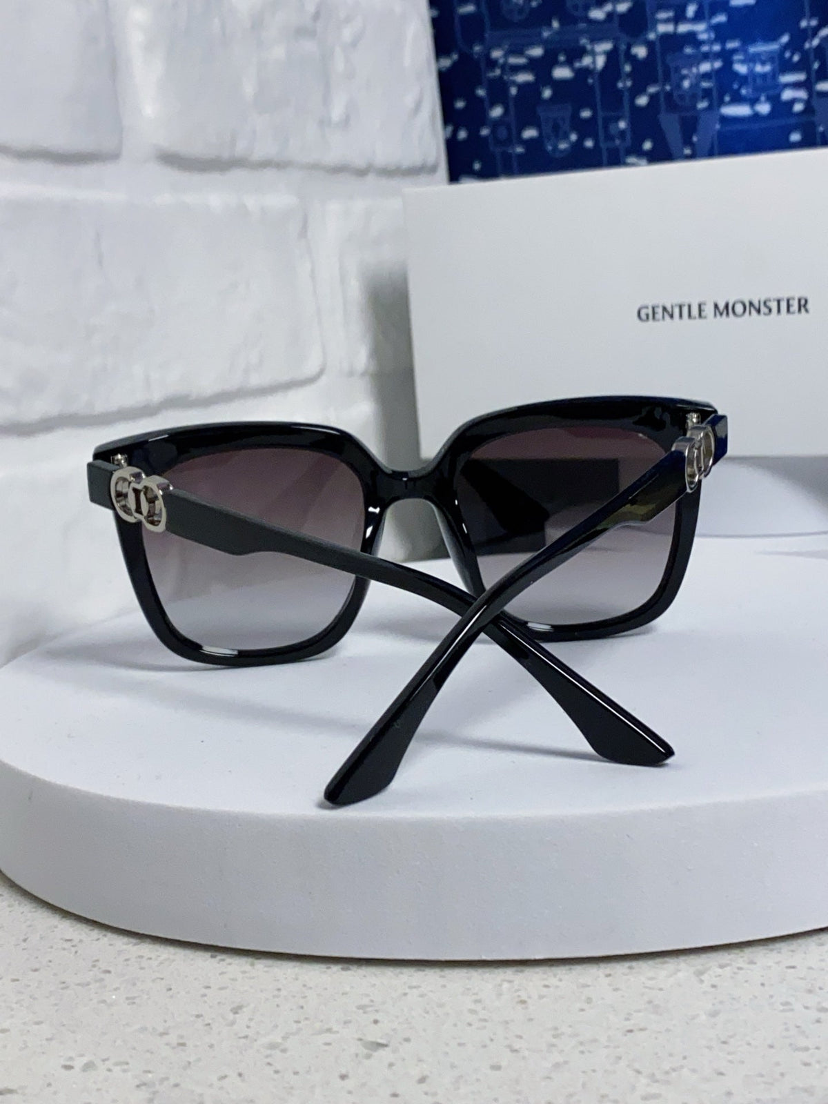 Gentle Monster ANGEL Oversized Gray Lens Sunglasses for Women - detail image 3