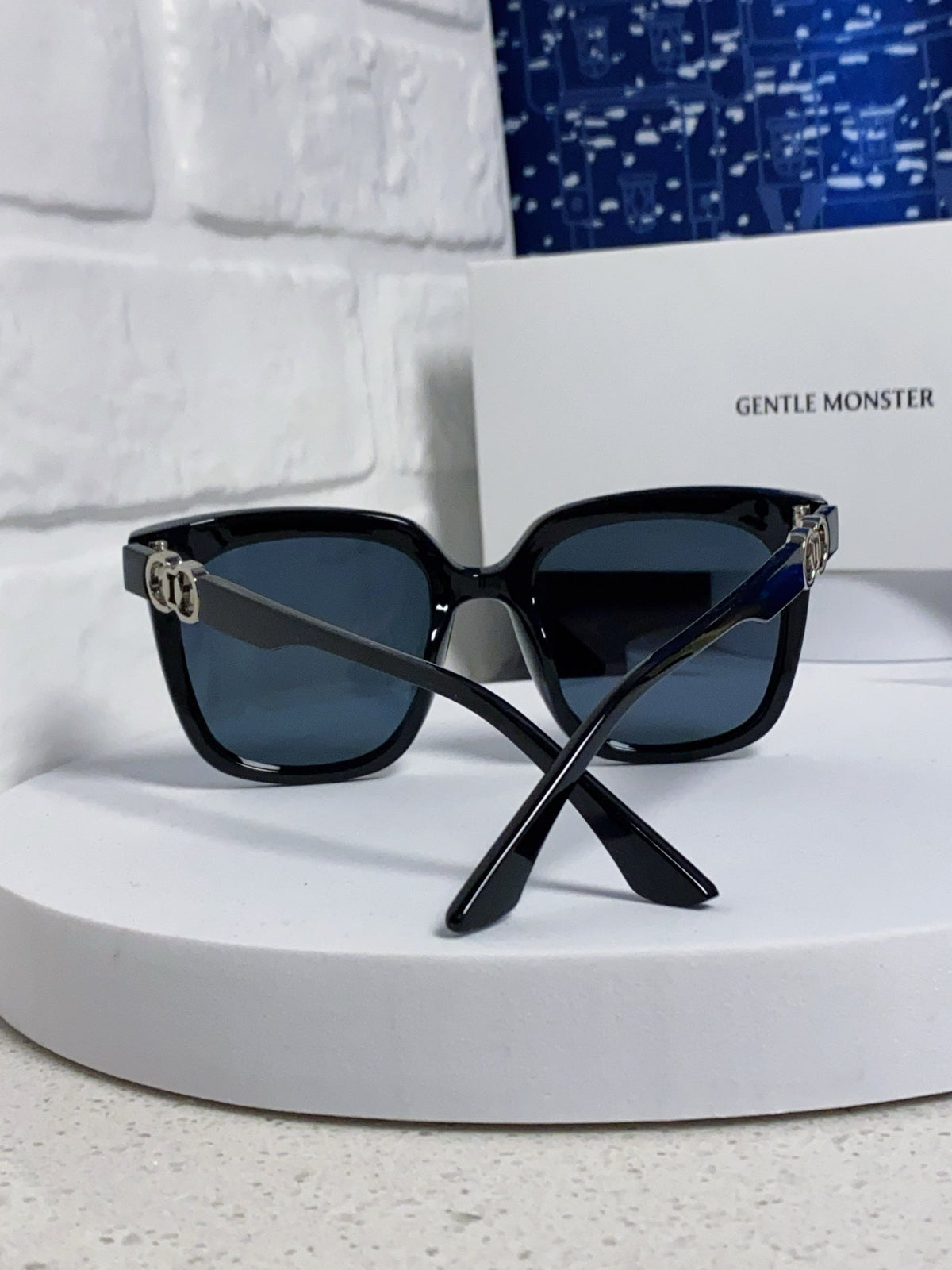 Gentle Monster ANGEL Oversized Brown Lens Sunglasses for Women - detail image 3