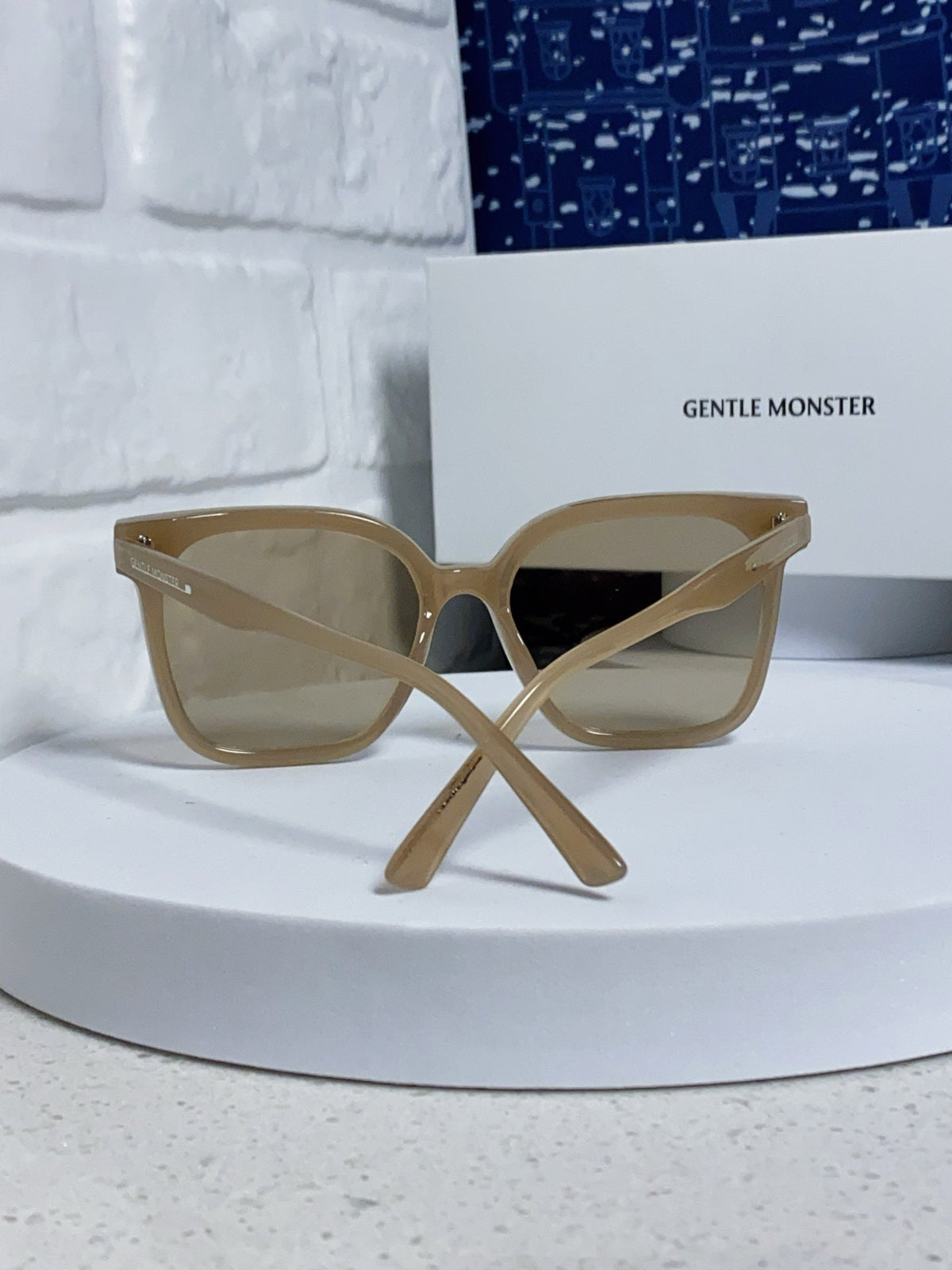 Gentle Monster SAL Acetate Square Gray Lens Sunglasses for Men & Wome - 432938 - detail image 3