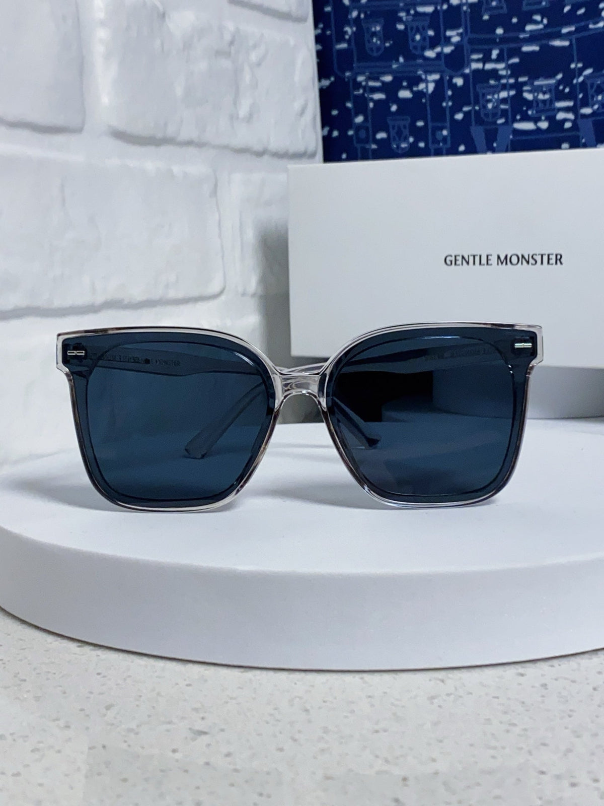 Gentle Monster SAL Acetate Square Black Lens Sunglasses for Men & Wom - 432939 - detail image 2