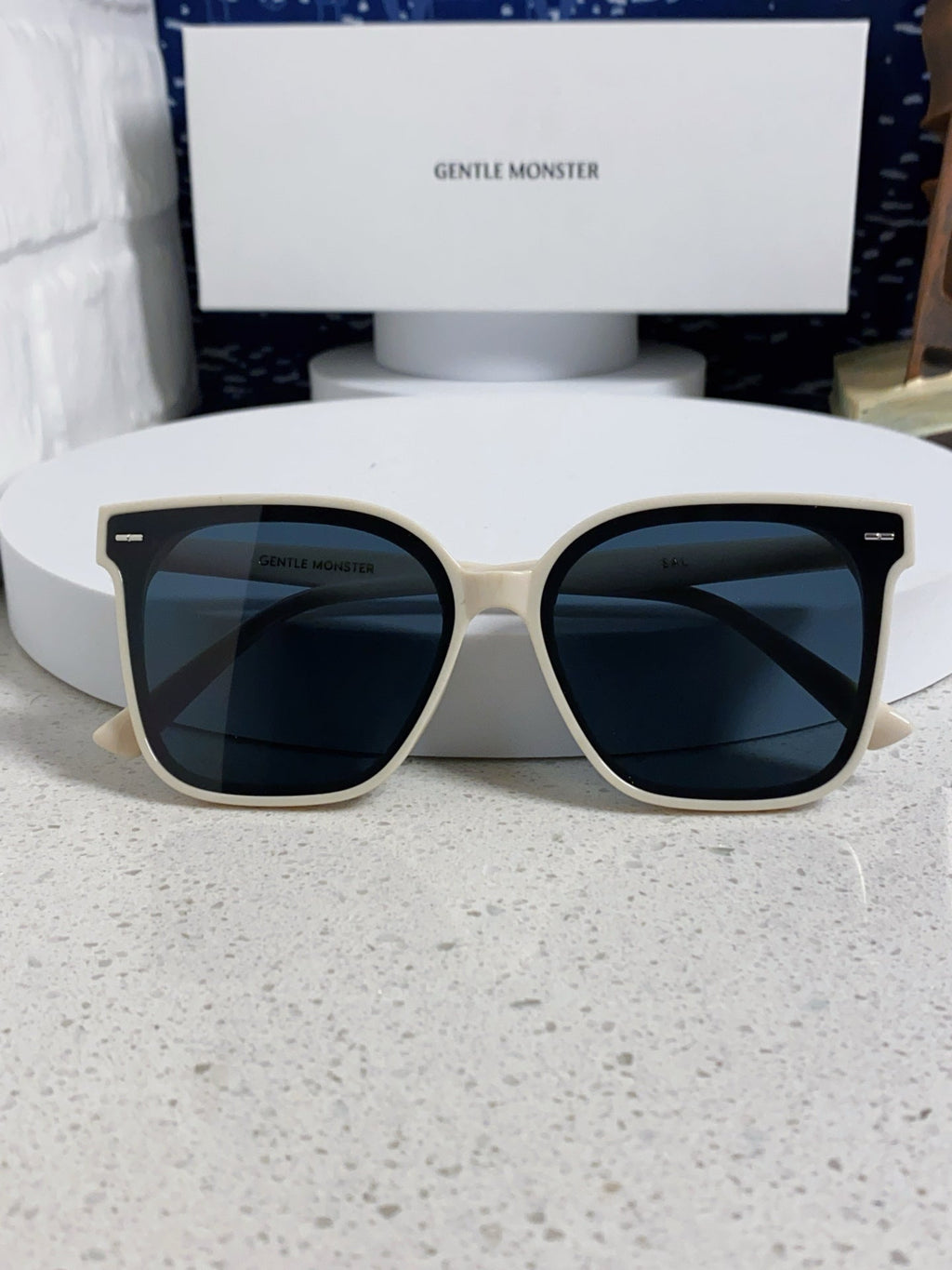 Gentle Monster SAL Acetate Square Blue Lens Sunglasses for Men & Wome - 488008 - detail image 9