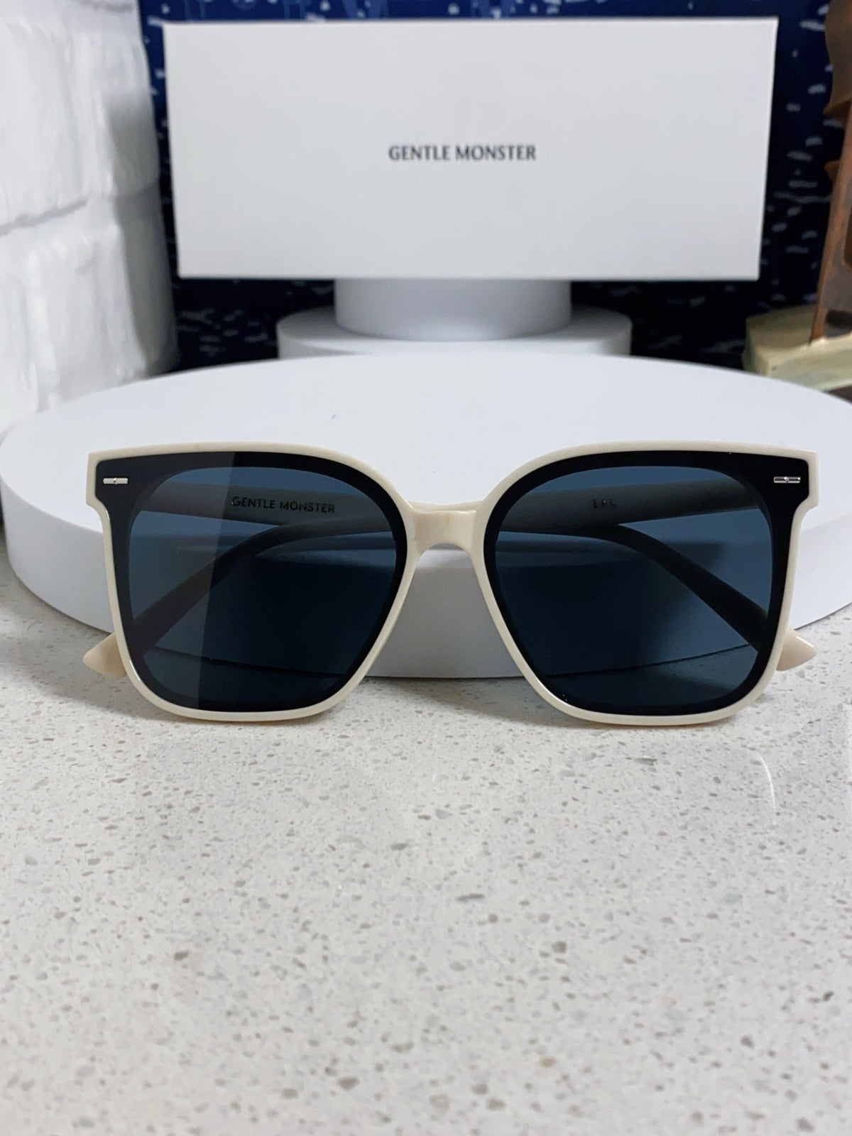 Gentle Monster SAL Acetate Square Blue Lens Sunglasses for Men & Wome - 432940 - detail image 9