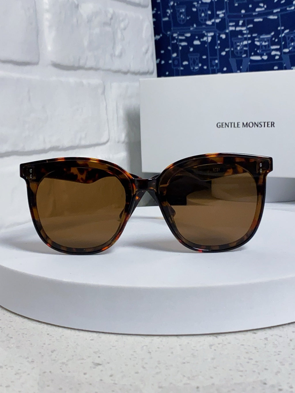 Gentle Monster ROSY Square Brown Lens Sunglasses for Men & Women - 432950 - detail image 2
