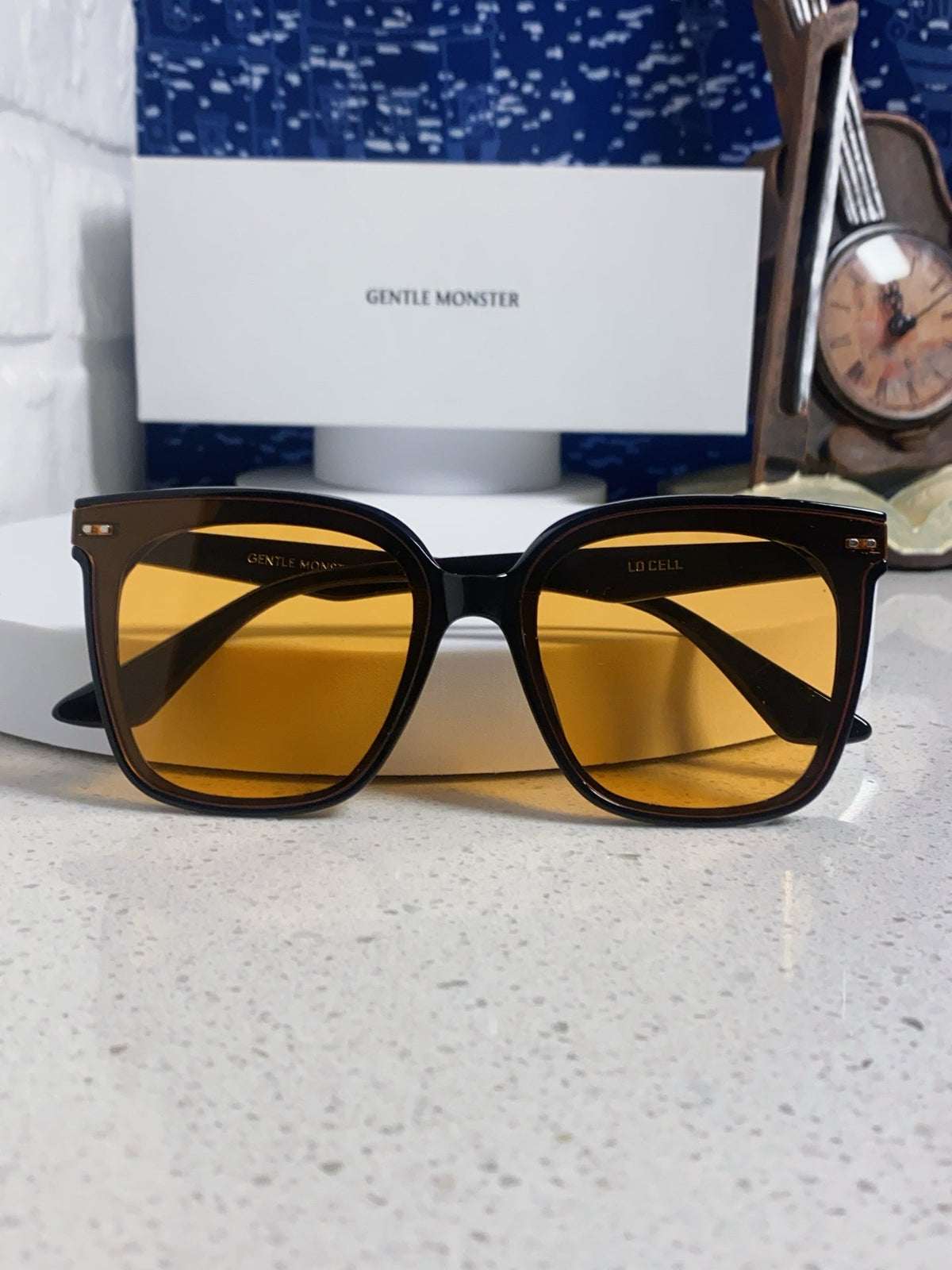 Gentle Monster LOCELL Polarized Oversized Black Lens Sunglasses - 449984 - detail image 9