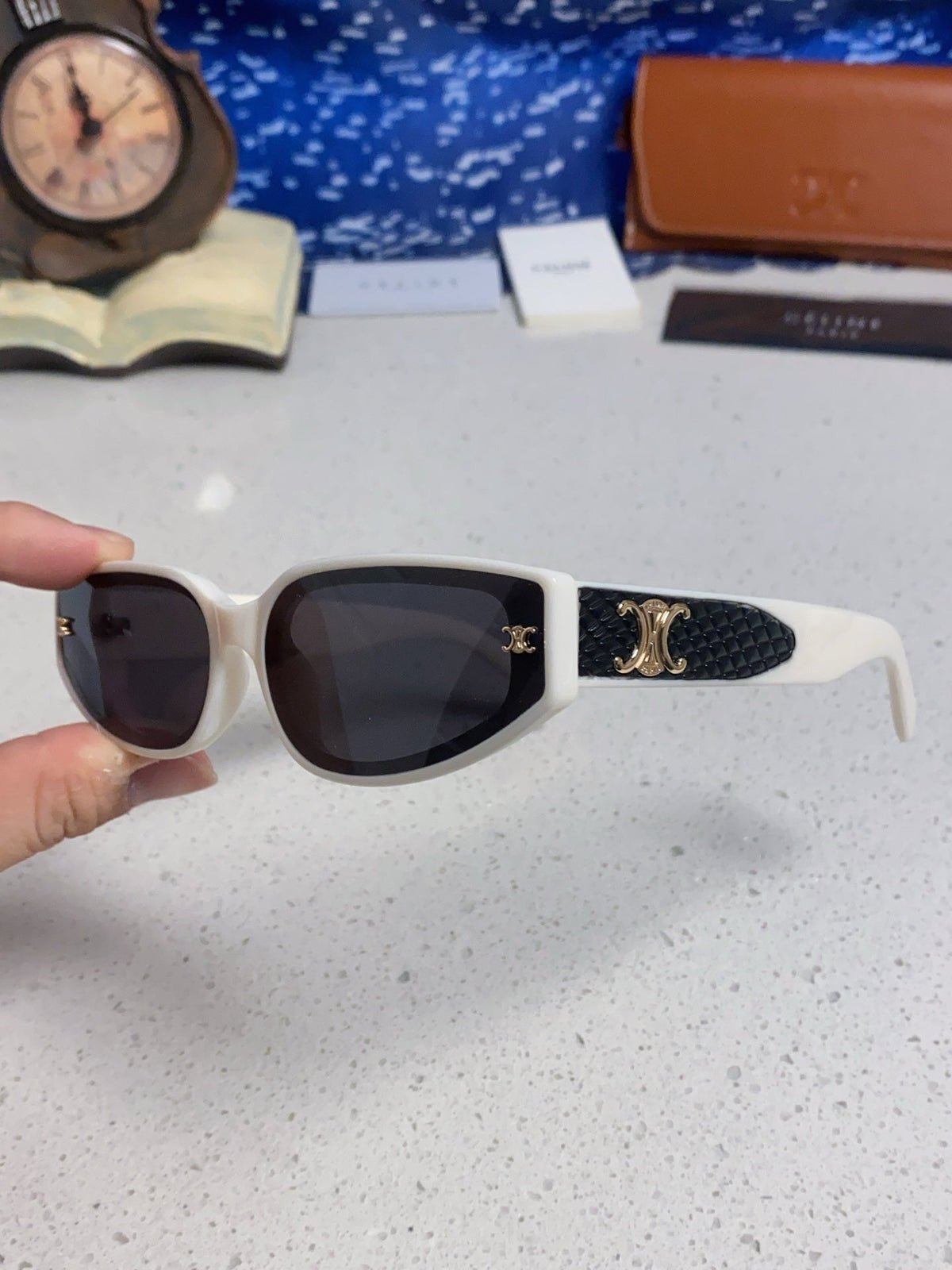 Celine Cat-Eye Gray Lens Sunglasses for Men & Women - 867147 - detail image 6