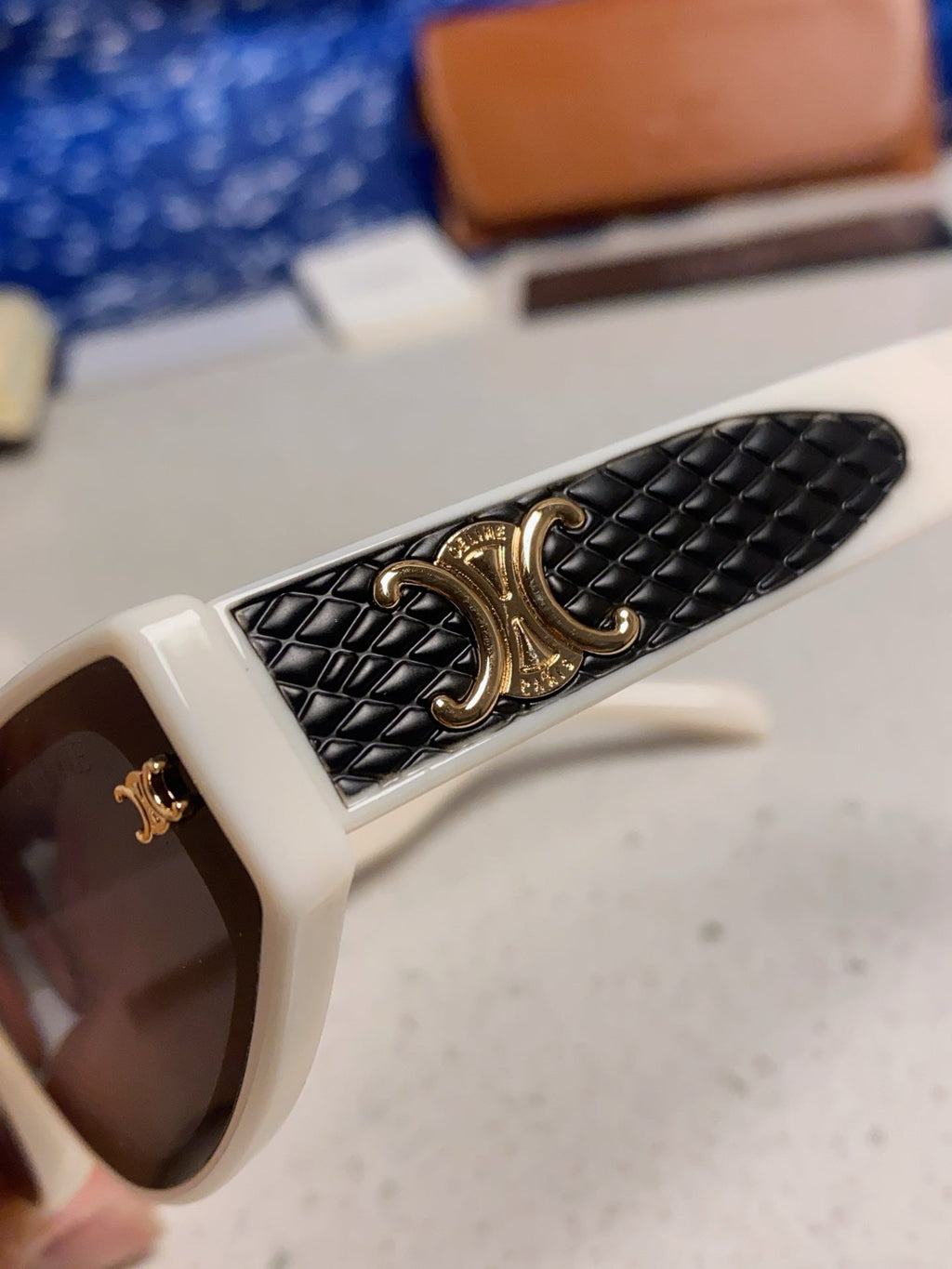 Celine Cat-Eye Gray Lens Sunglasses for Men & Women - 415597 - detail image 7