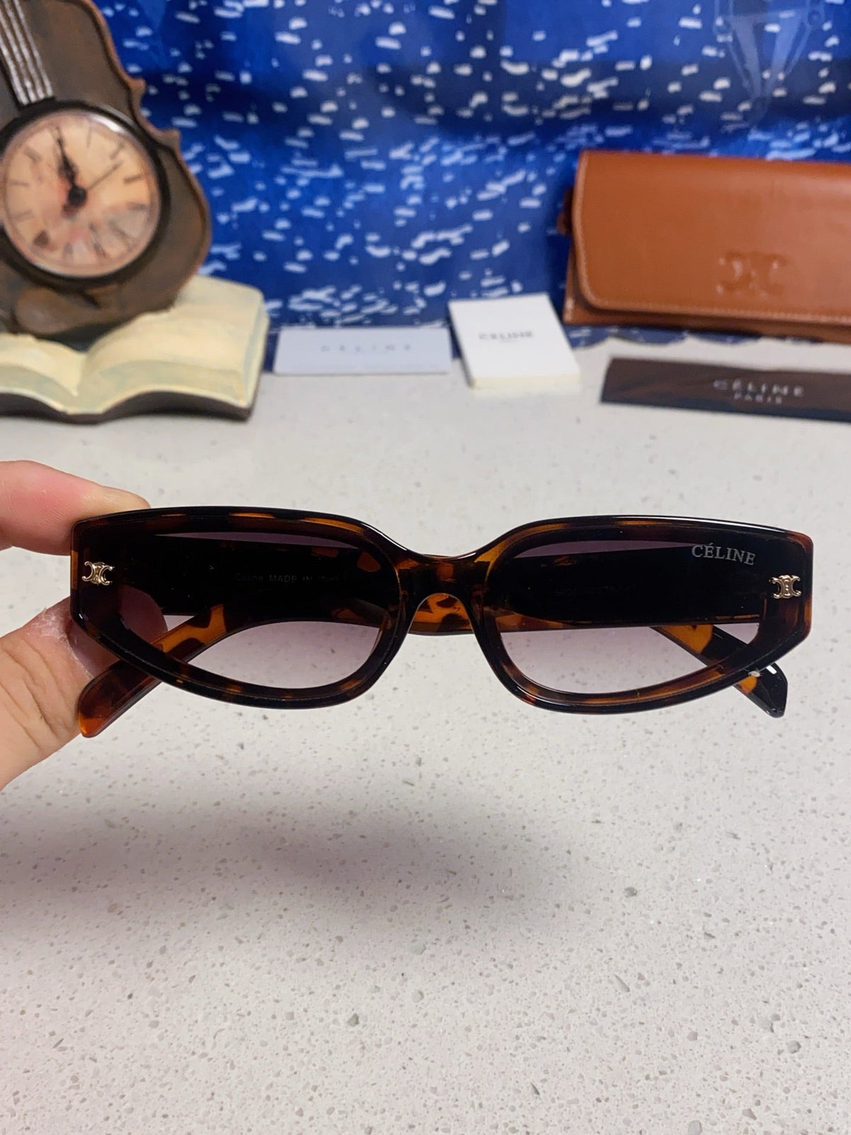 Celine Cat-Eye Gray Lens Sunglasses for Men & Women - 432027 - detail image 4