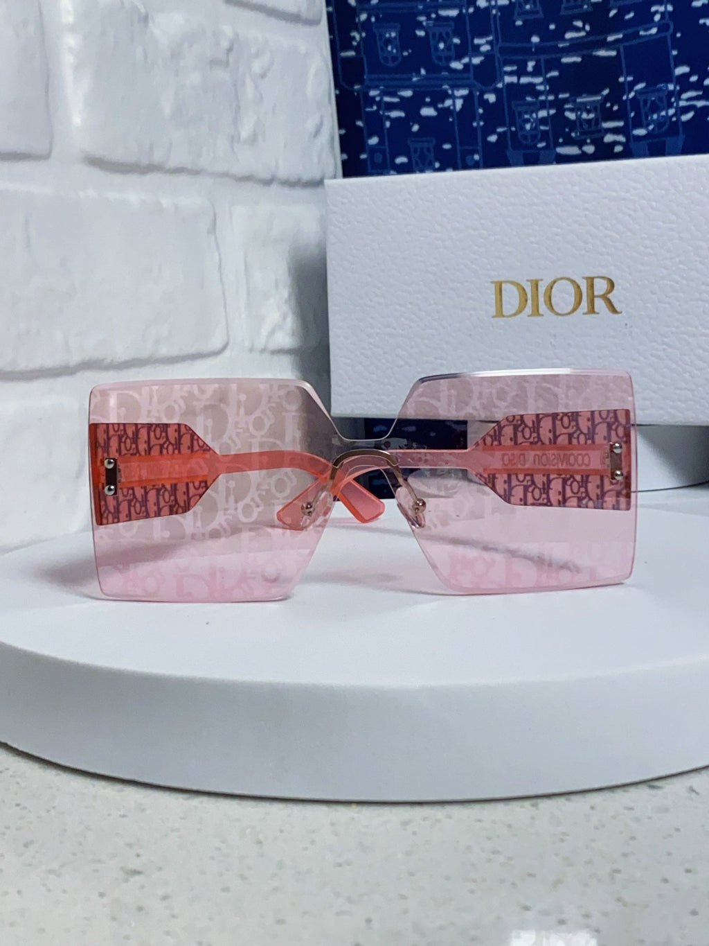 Dior Lightweight Rimless Red Lens Sunglasses for Men - 358159 - detail image 2