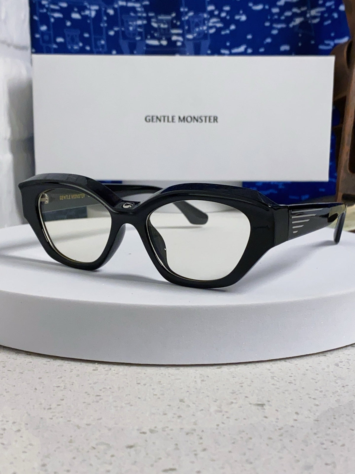 Gentle Monster Fashion Silver Lens Sunglasses for Men & Women - 466391