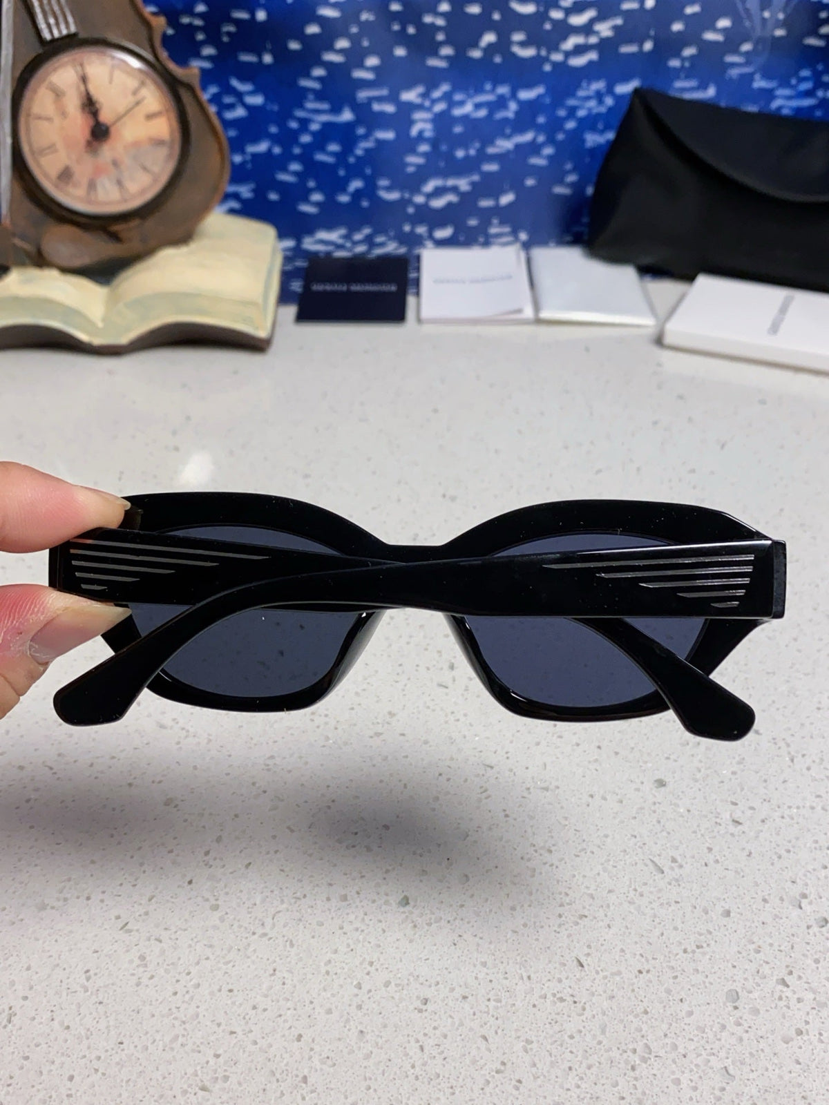 Gentle Monster Fashion Black Lens Sunglasses for Men & Women - detail image 5