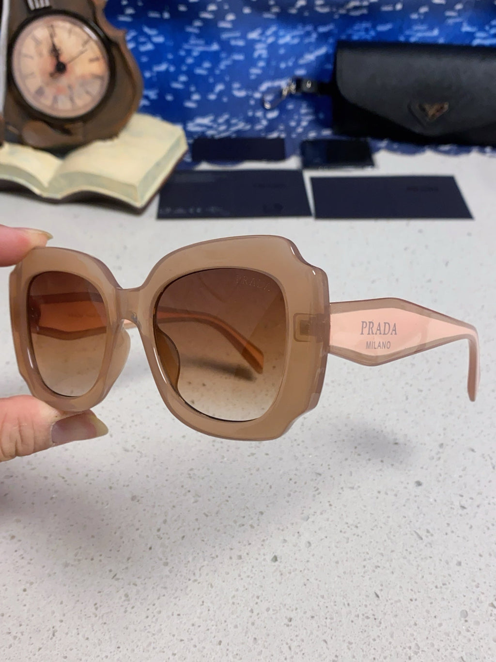 Prada 16YSF Acetate Fashion Gold Lens Sunglasses for Men & Women - 415673 - detail image 6