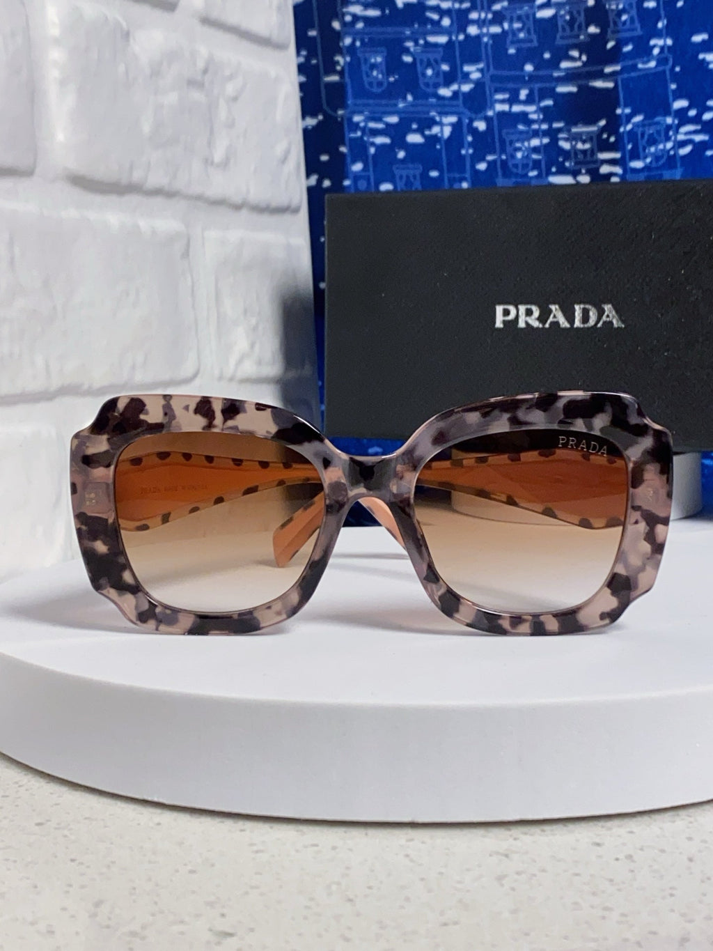 Prada 16YSF Acetate Fashion Gold Lens Sunglasses for Men & Women - 415784 - detail image 2