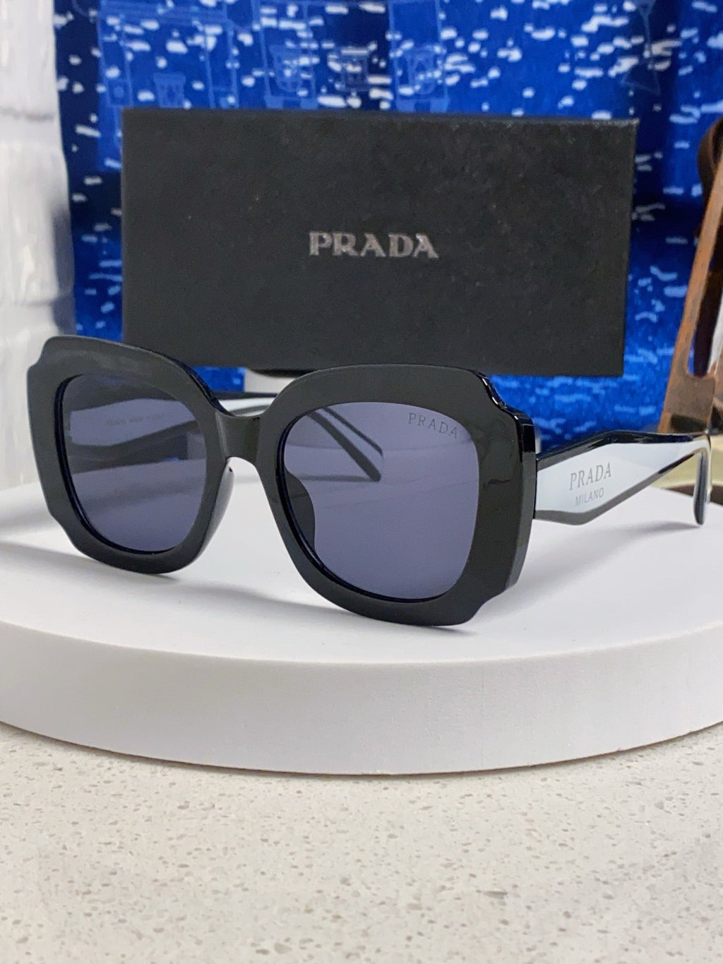 Prada 16YSF Acetate Fashion Black Lens Sunglasses for Men & Women - 415677 - detail image 2