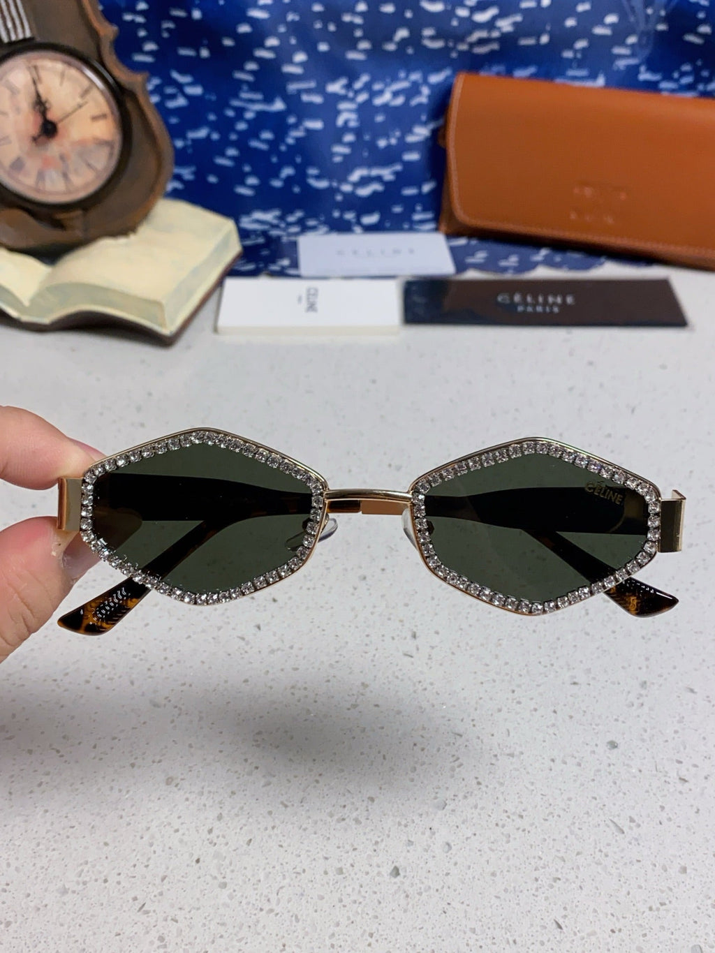 Celine Fashion Gray Lens Sunglasses for Men & Women - 415612 - detail image 4