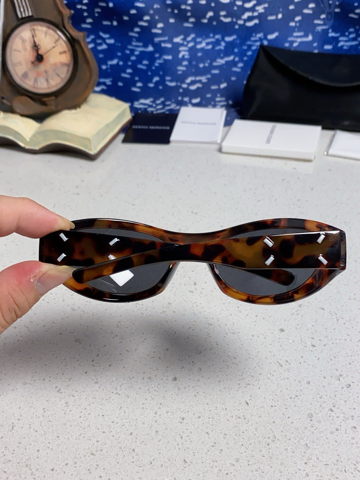 Gentle Monster MM003 Cat-Eye Black Lens Sunglasses for Women - 416458 - detail image 5