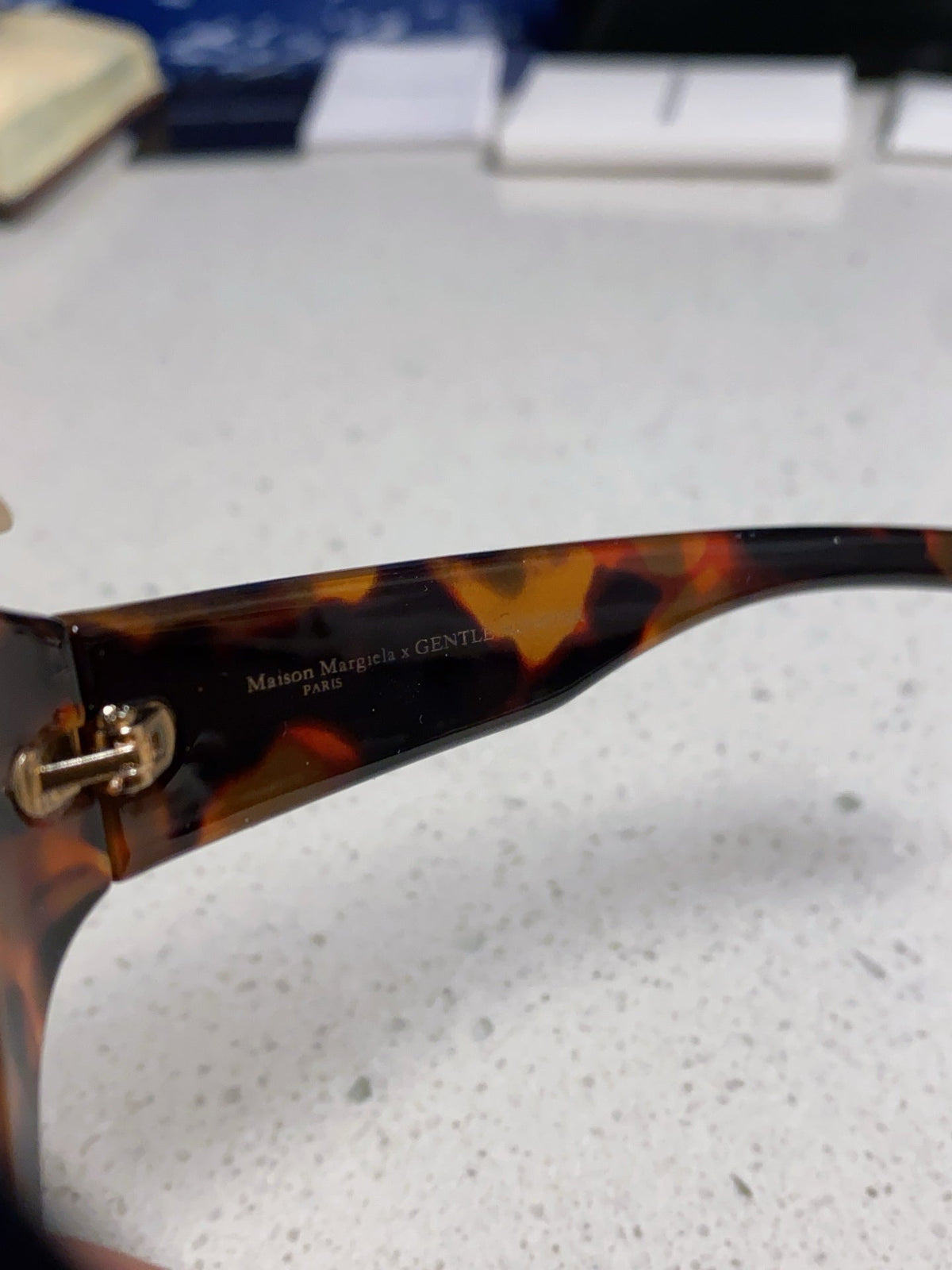 Gentle Monster MM003 Cat-Eye Black Lens Sunglasses for Women - 416458 - detail image 8