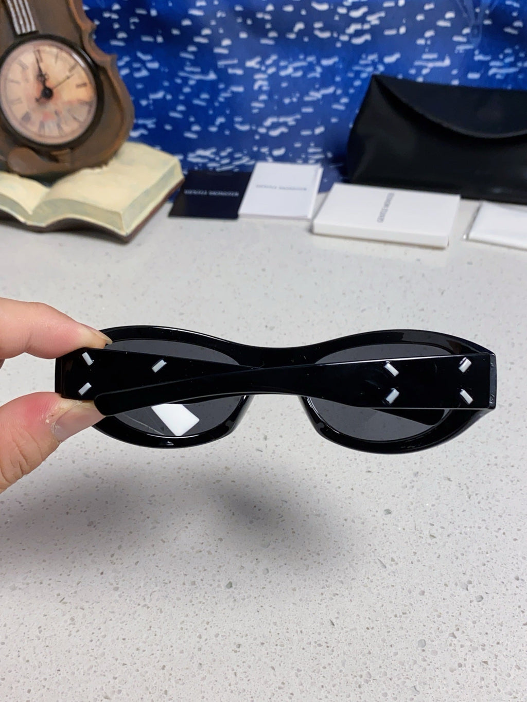 Gentle Monster MM003 Cat-Eye Black Lens Sunglasses for Women - detail image 5