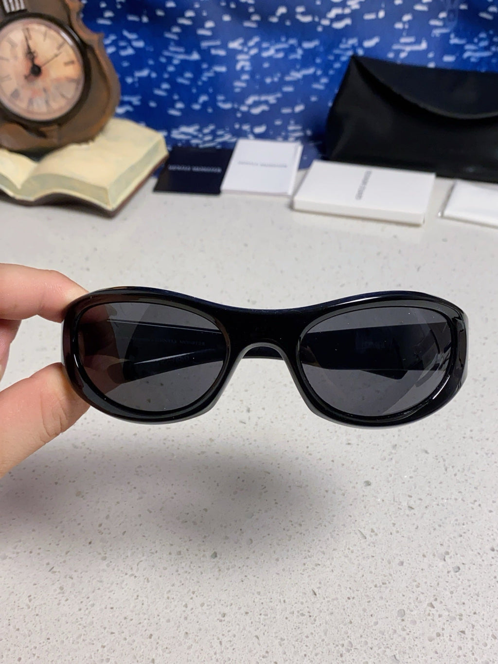 Gentle Monster MM003 Cat-Eye Black Lens Sunglasses for Women - detail image 4