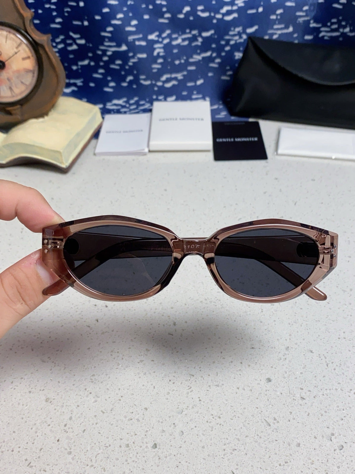 Gentle Monster DADA Cat-Eye Silver Lens Sunglasses for Men & Women - 998476 - detail image 4