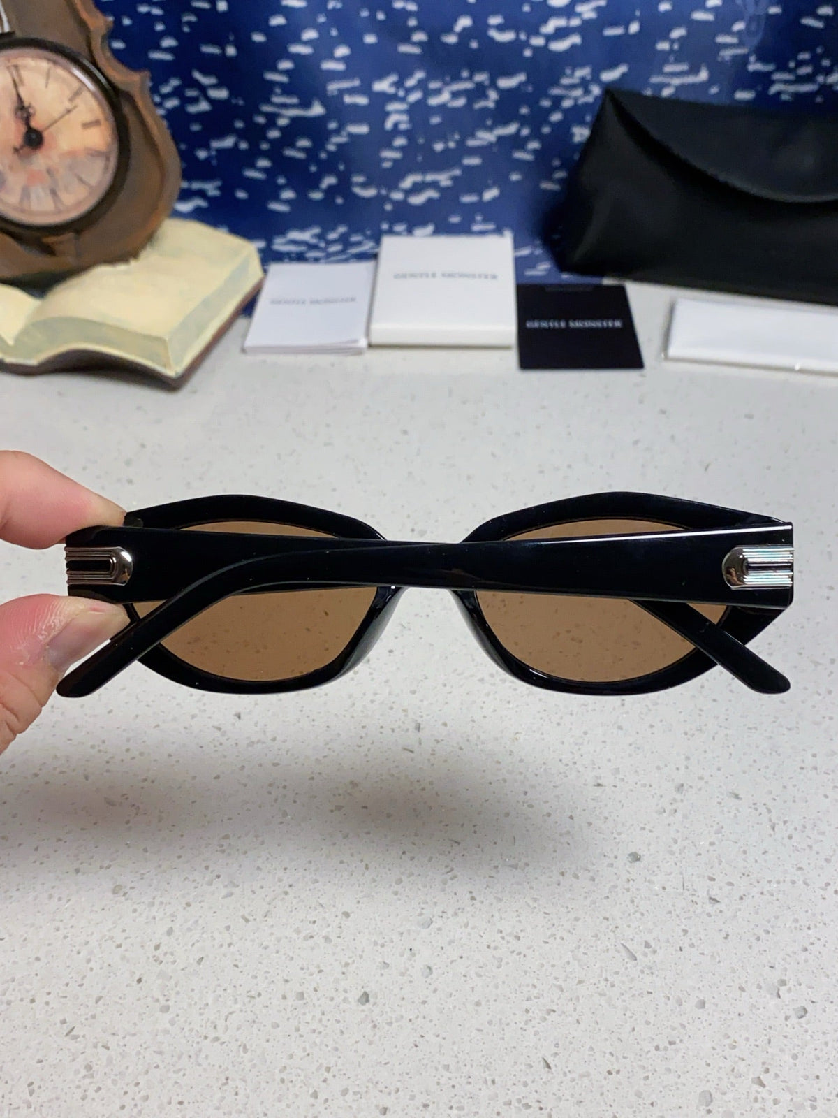 Gentle Monster DADA Cat-Eye Brown Lens Sunglasses for Men & Women - 432955 - detail image 5