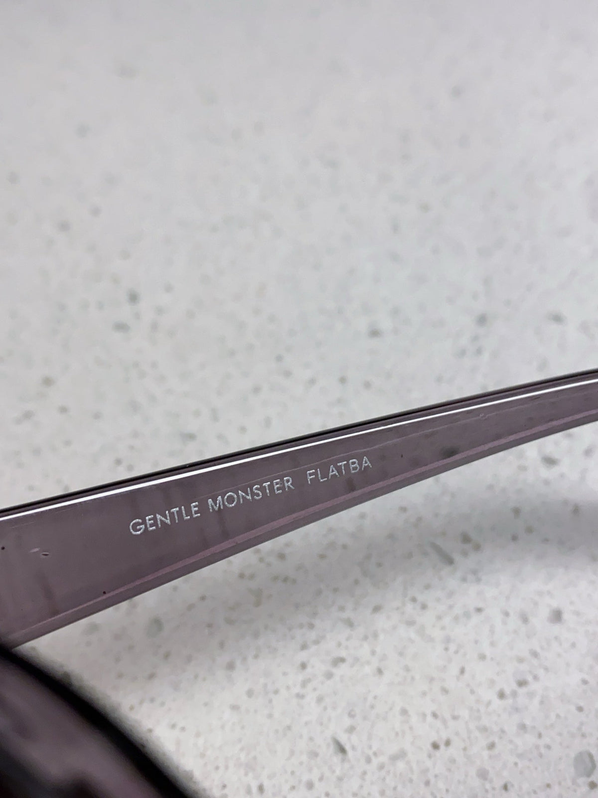 Gentle Monster DADA Cat-Eye Black Lens Sunglasses for Men & Women - 488035 - detail image 8