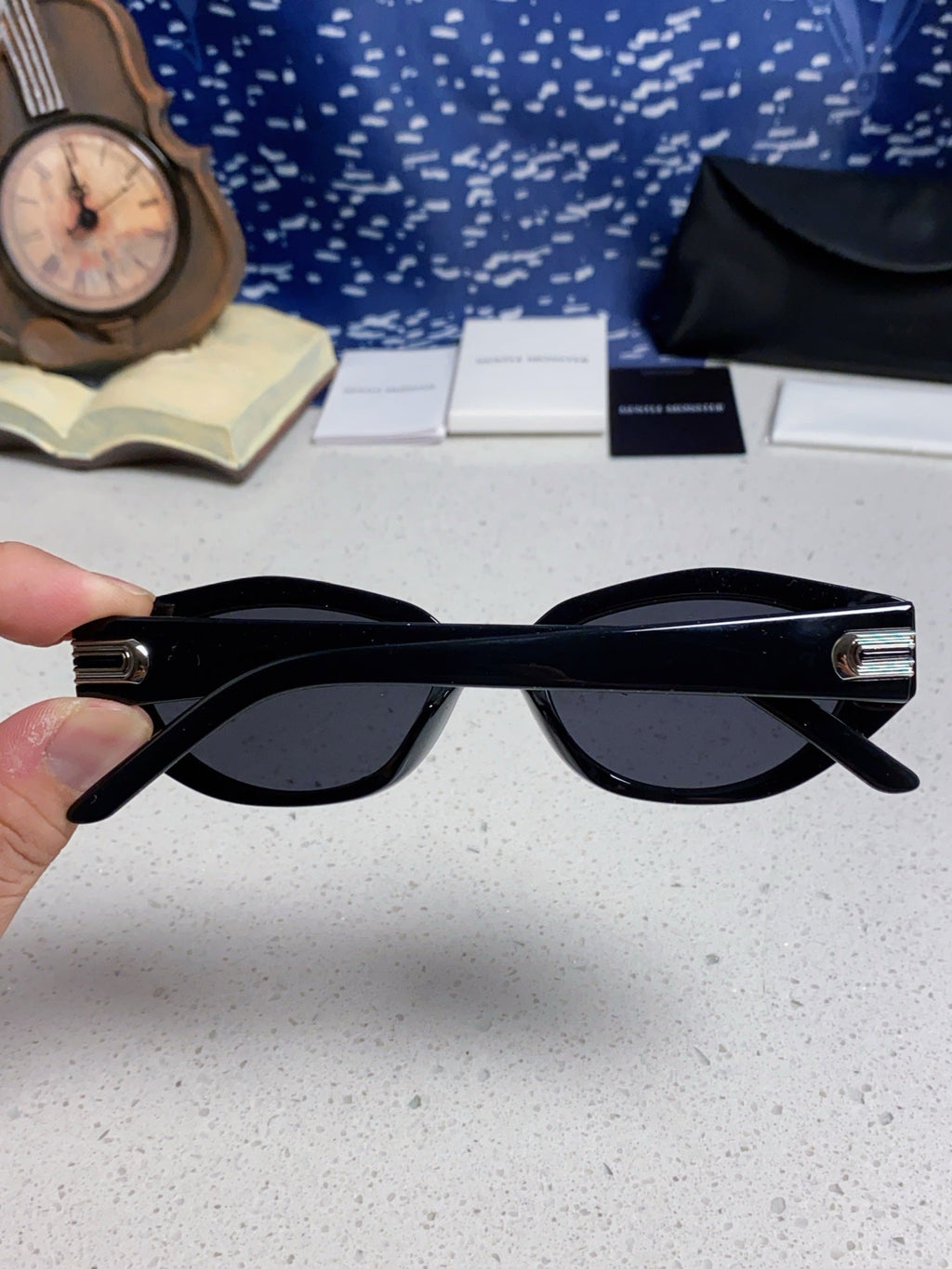 Gentle Monster DADA Cat-Eye Black Lens Sunglasses for Men & Women - detail image 5