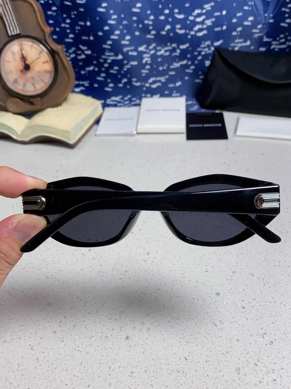 Gentle Monster DADA Cat-Eye Black Lens Sunglasses for Men & Women - 998480 - detail image 5